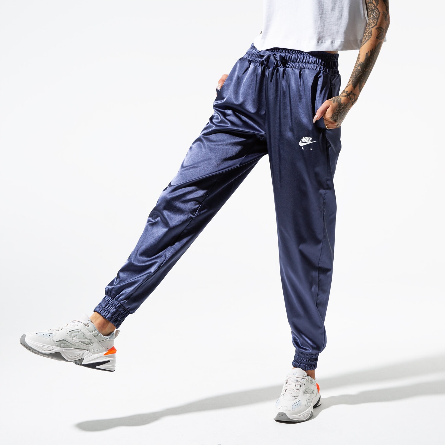 Damen Hosen NIKE HOSE W NSW AIR TRK PANT SATIN BV4781-557 Violet