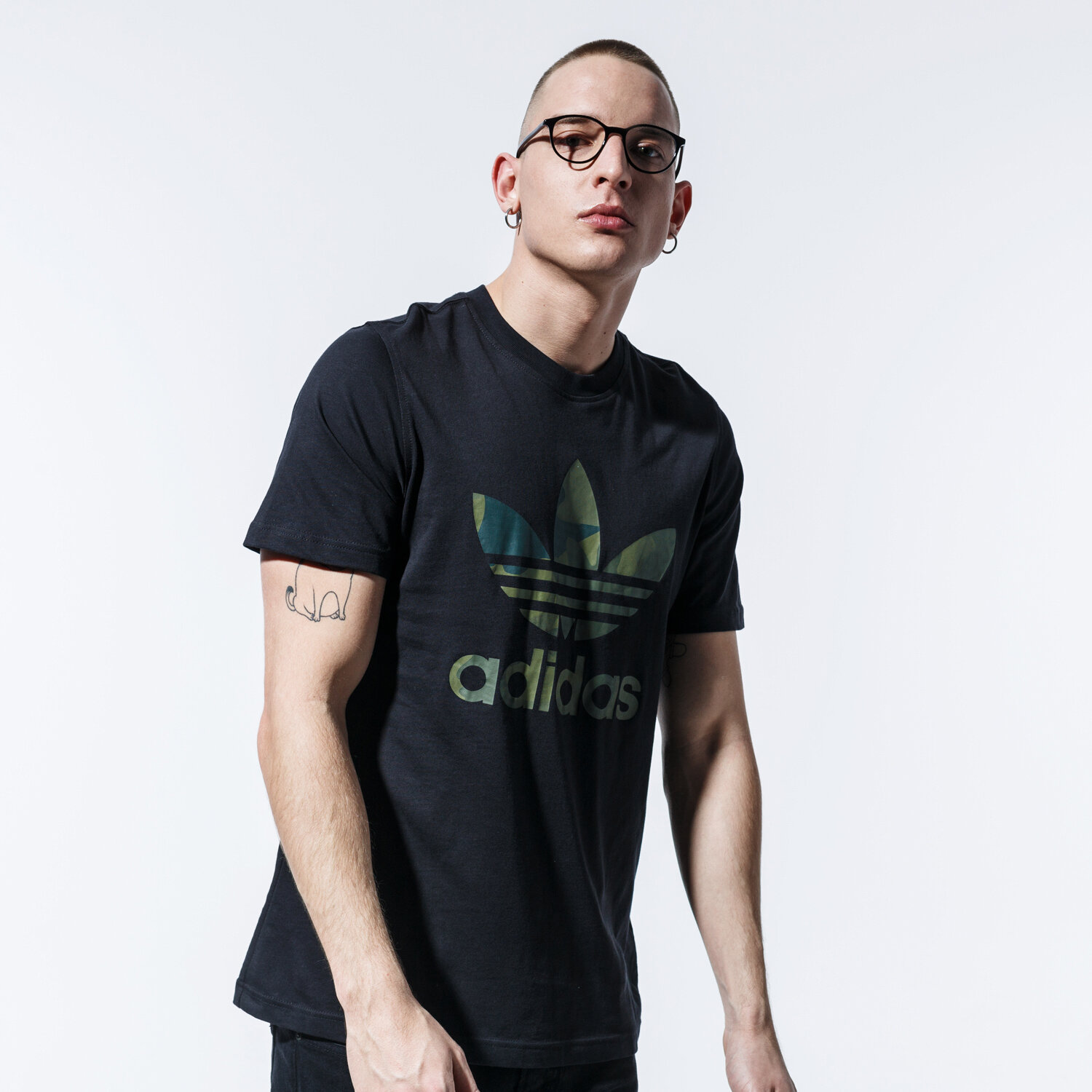 Herren T-Shirt ADIDAS T-SHIRT CAMO INFILL TEE FM3338 Schwarz