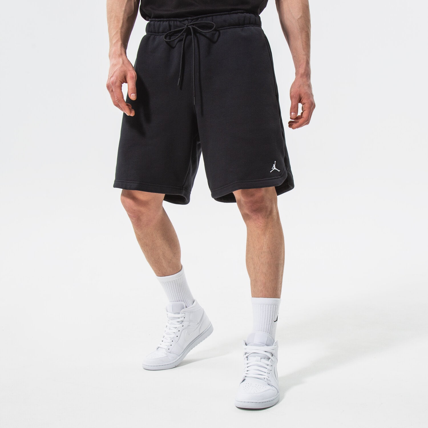 Herren Shorts JORDAN SHORTS ESSENTIAL FLEECE SHORTS DA9826-010 Schwarz