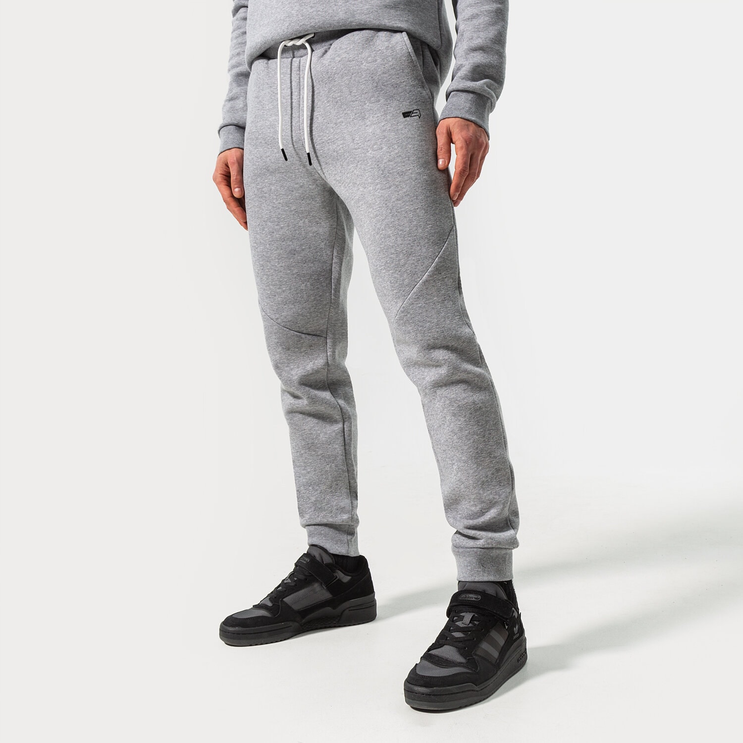 Herren Hosen CONFRONT ESSENTIAL PANTS CF122SPM90002 Grau
