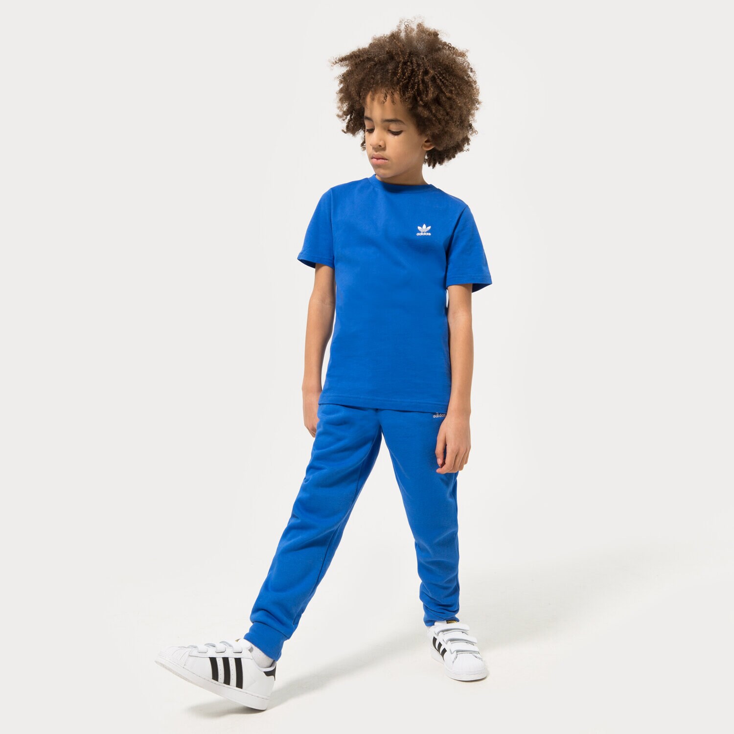 Kinder T-Shirt ADIDAS T-SHIRT TEE BOY HK0407 Dunkelblau
