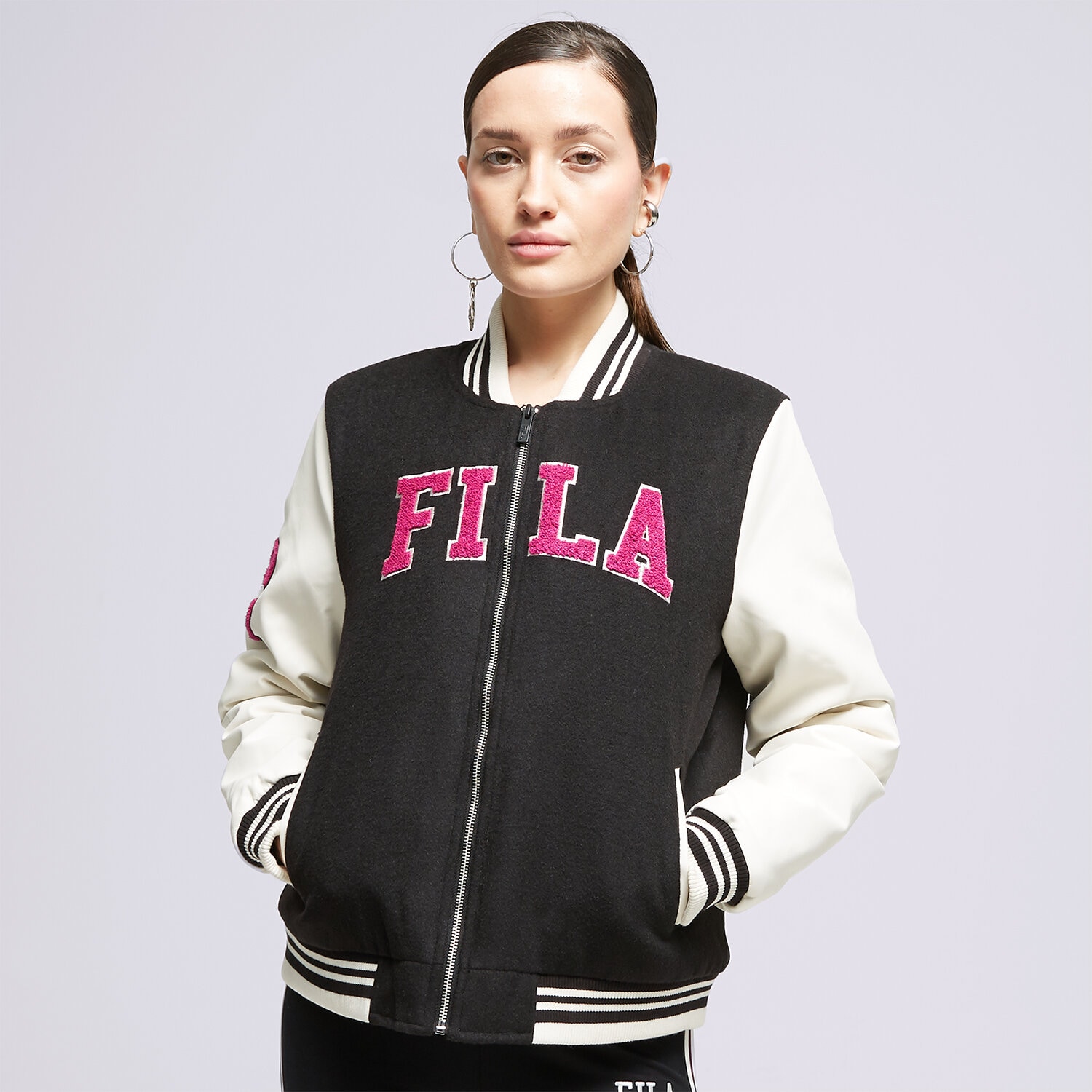 Damen Übergangsjacke FILA JACKE VRSTY BMBR JKT BK/PK GAIABLK Schwarz