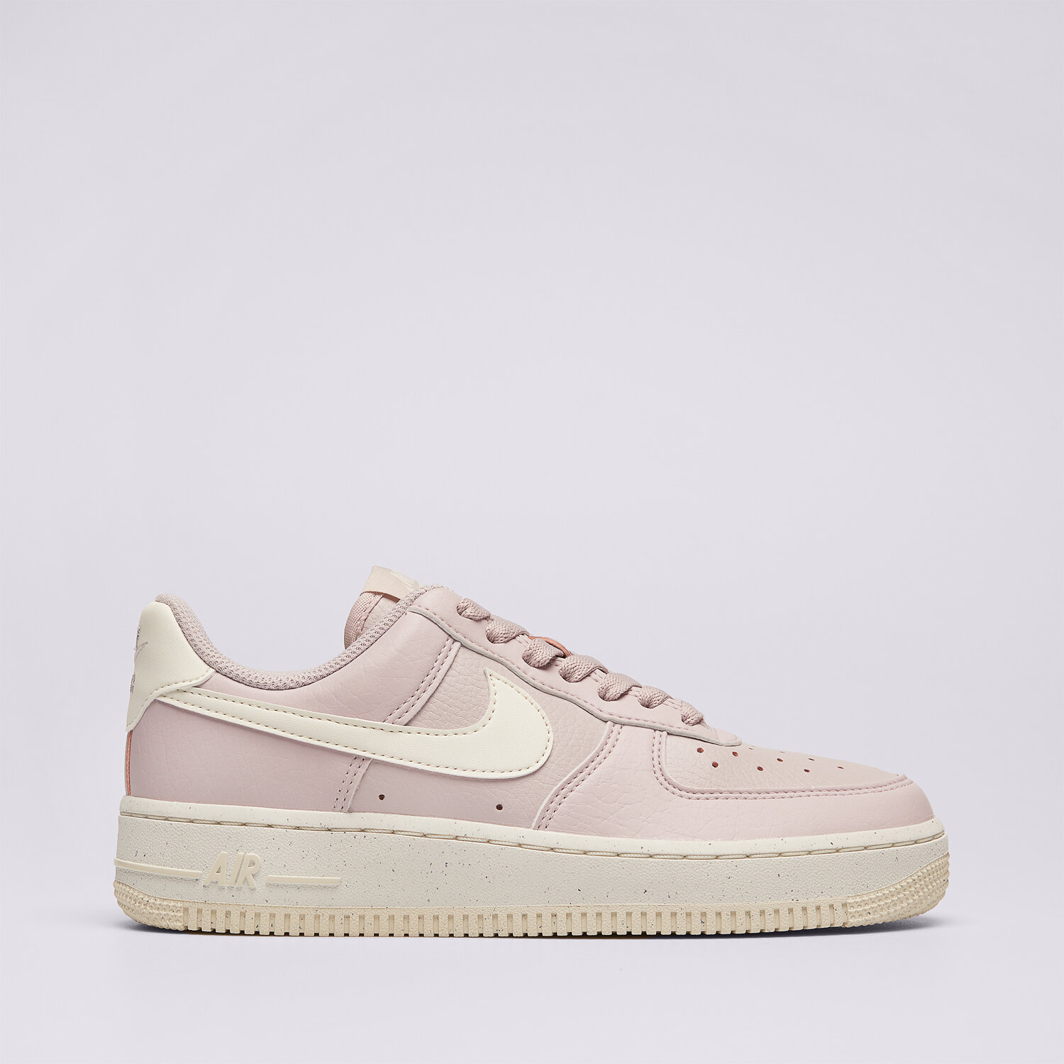 Damen Sneaker NIKE AIR FORCE 1 '07 SE  DV3808-001 Violet