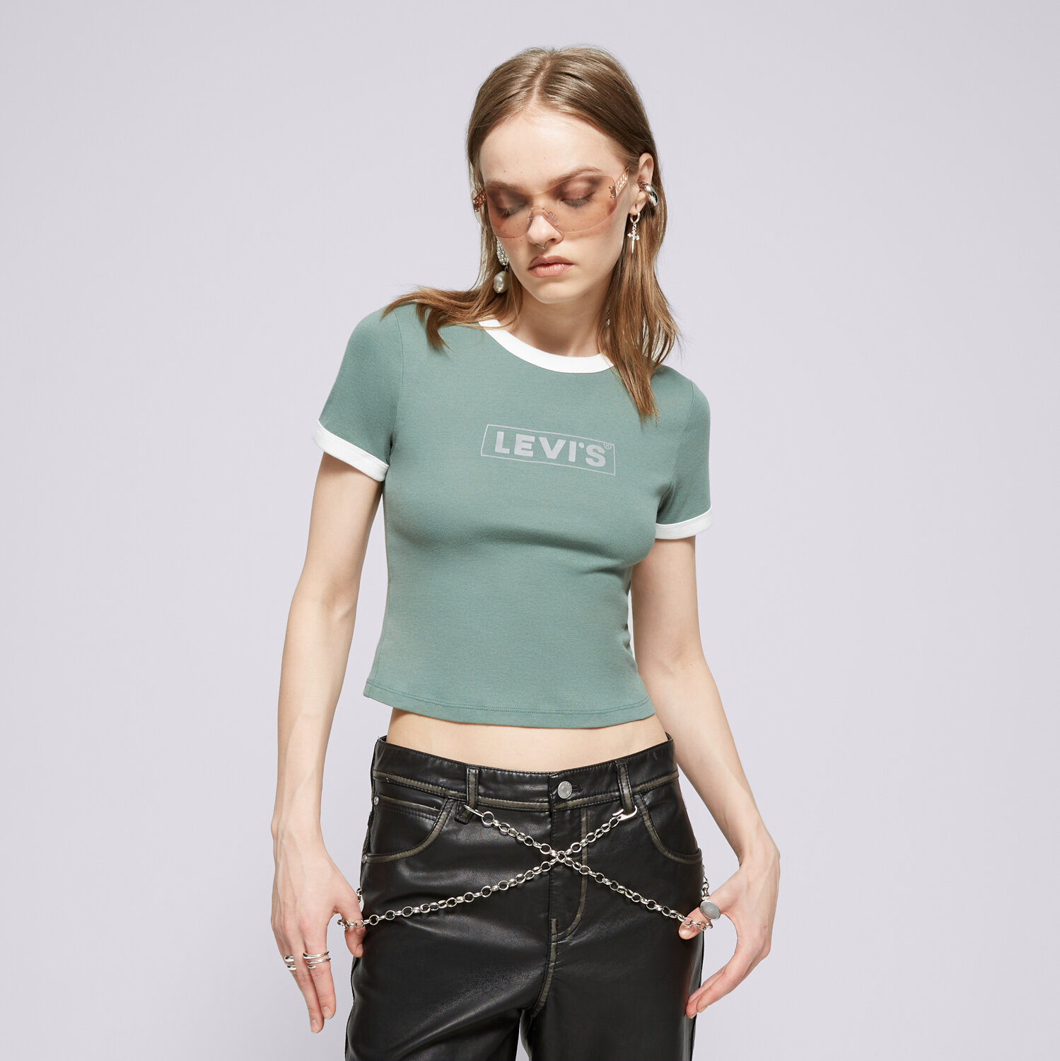 Damen T-Shirt LEVI'S T-SHIRT GRAPHIC RINGER MINI TEE GREENS A3523-0070 Khaki
