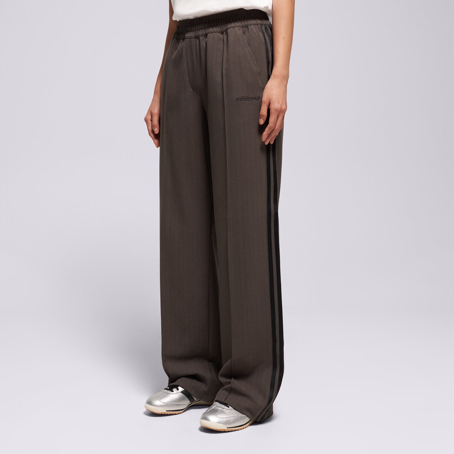 Damen Hosen ADIDAS HOSE TAILORED PANTS JY3521 Braun