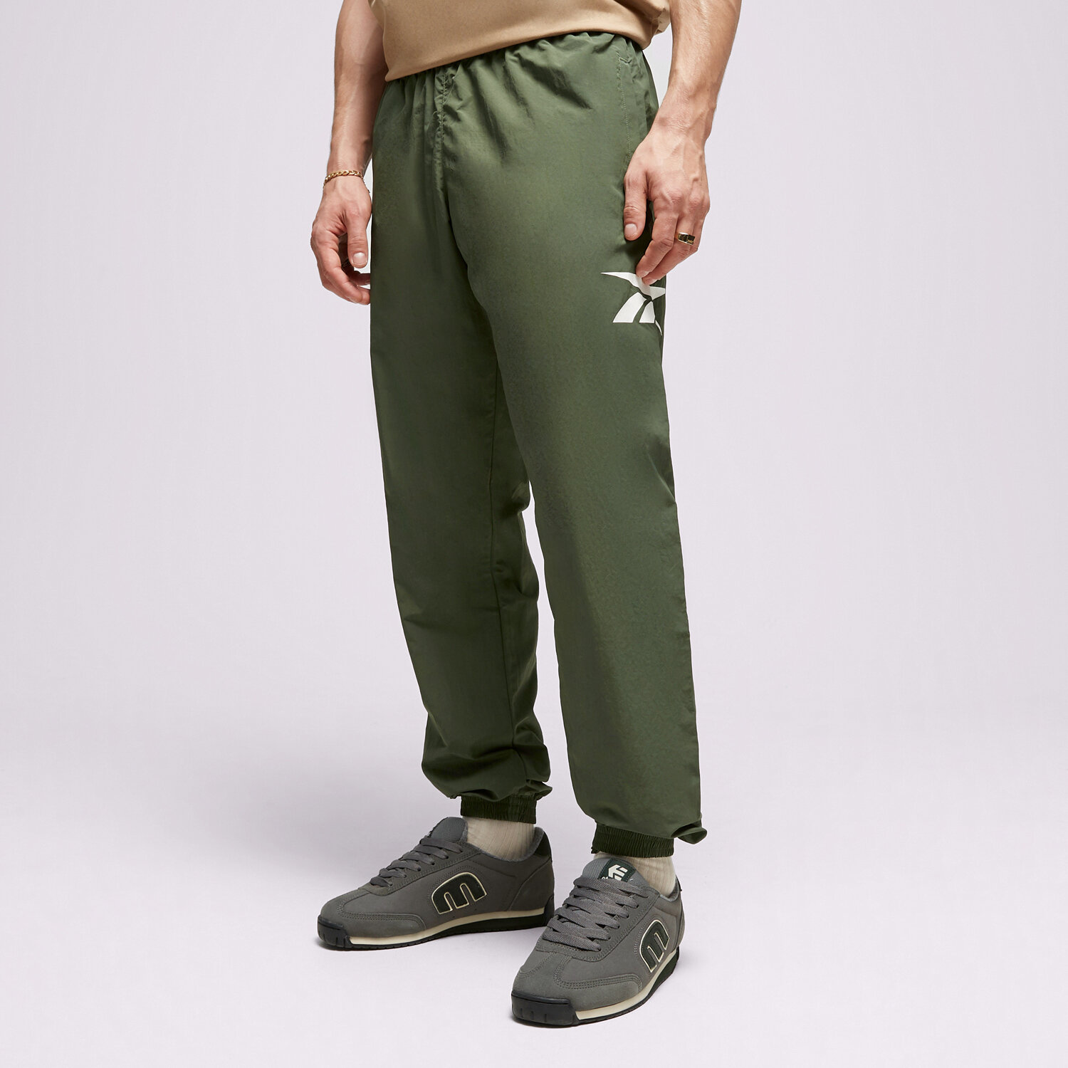 Herren Hosen REEBOK HOSE CL VECTOR TRACKPANT 100036177 Khaki