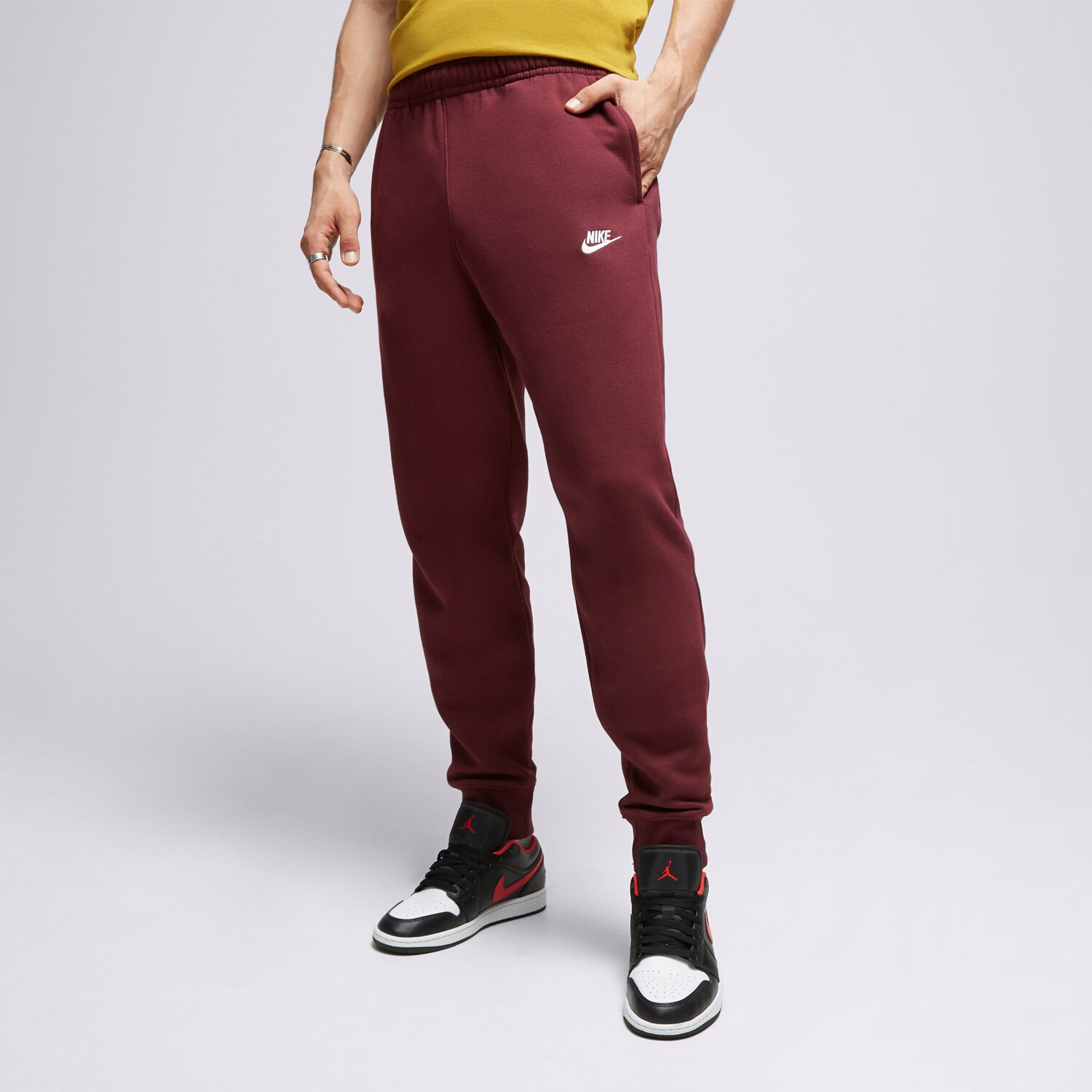 Herren Hosen NIKE HOSE SPORTSWEAR CLUB FLEECE BV2671-681 Dunkelrot