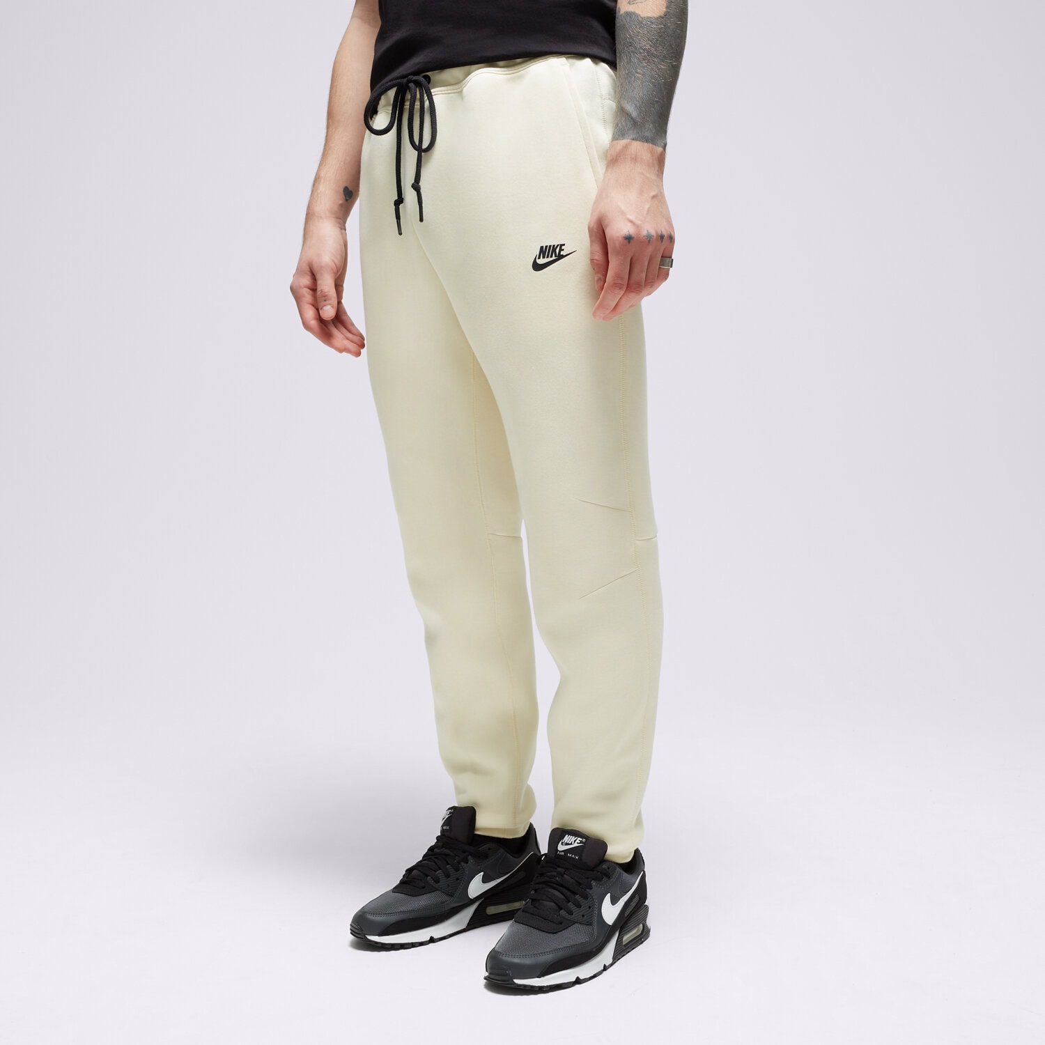 Tech fleece hose beige Clearance
