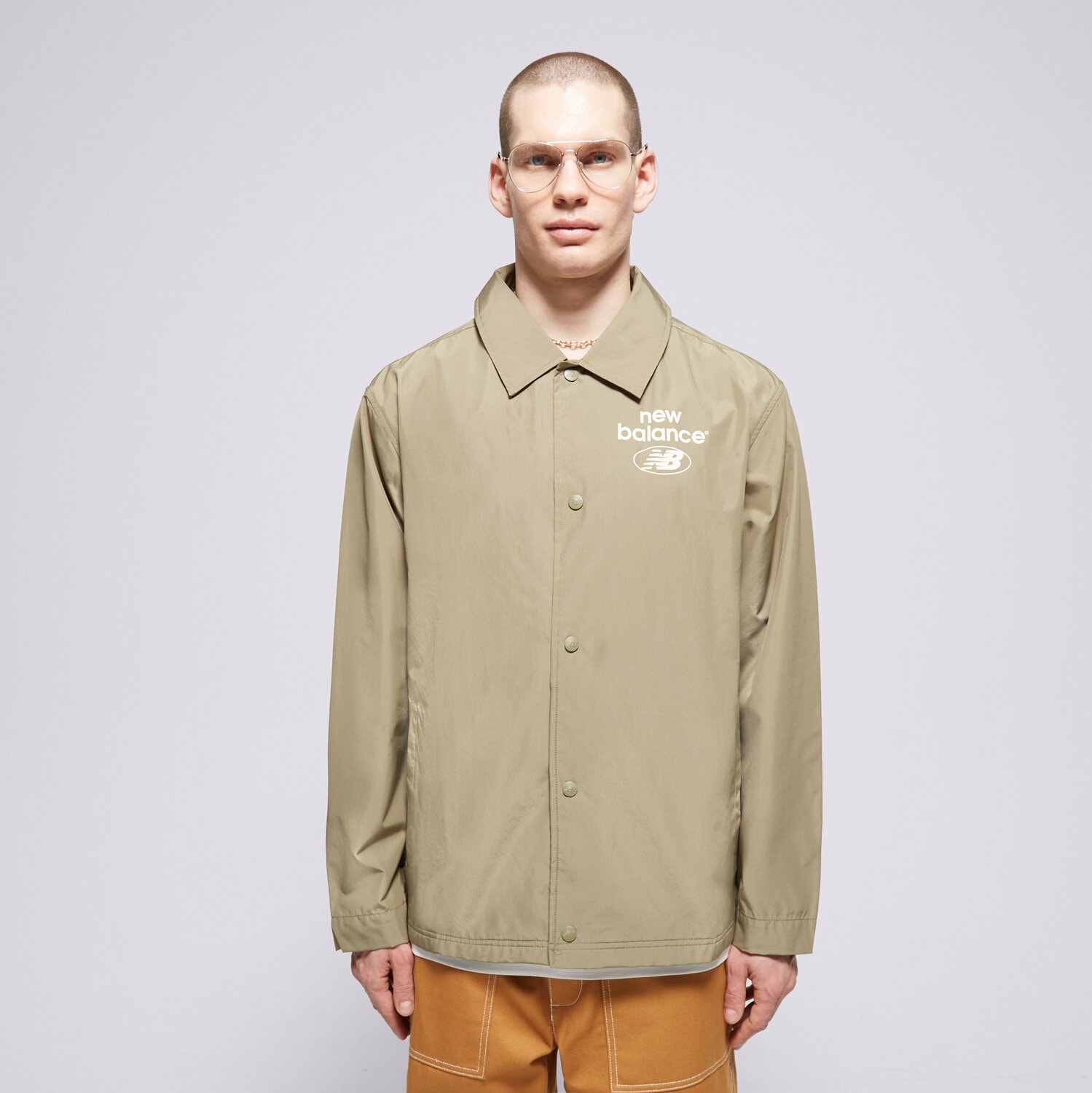 Herren Übergangsjacke NEW BALANCE JACKE JACKE ESSENTIALS REIMAGINED WOVEN CGN MJ31531CGN Beige
