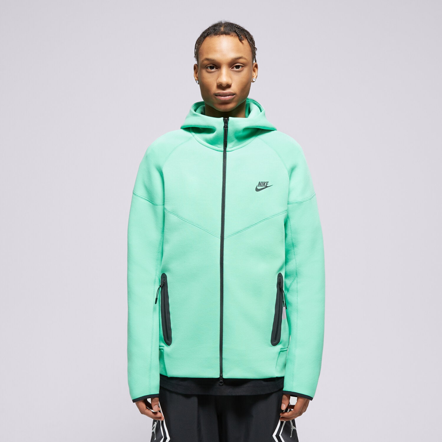 Herren NIKE HOODIE M NK TCH FLC FZ WR HOODIE FB7921-363 Grün