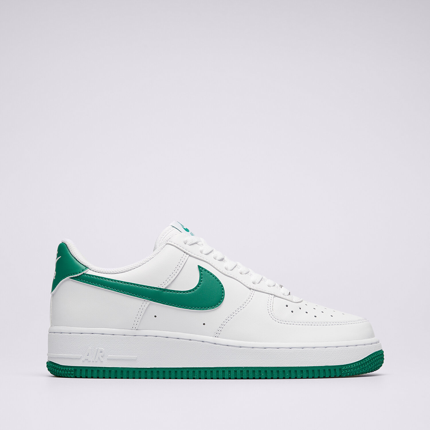 Herren Sneaker NIKE AIR FORCE 1 '07  FJ4146-102 Weiß