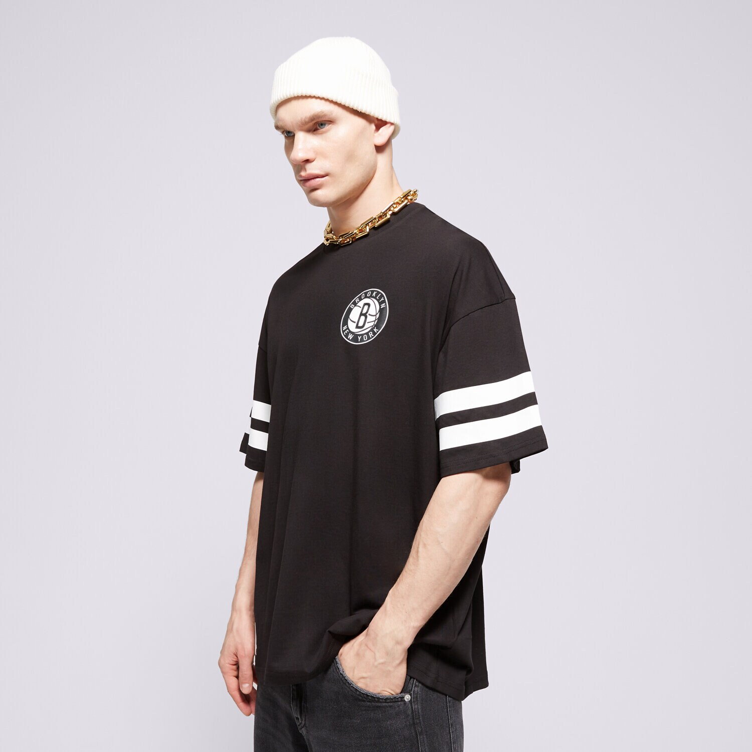 Herren T-Shirt NEW ERA T-SHIRT NBA ARCH OS NETS BROOKLYN NETS 60435440 Schwarz