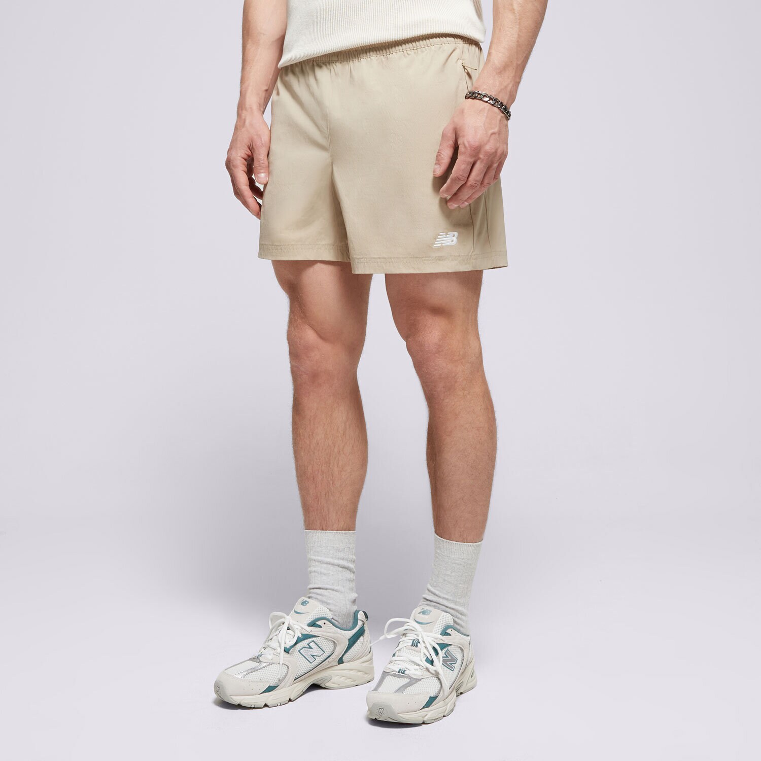 Herren Shorts NEW BALANCE SHORTS ATHLETICS STRETCH WOVEN SHORT MS41517SOT Beige