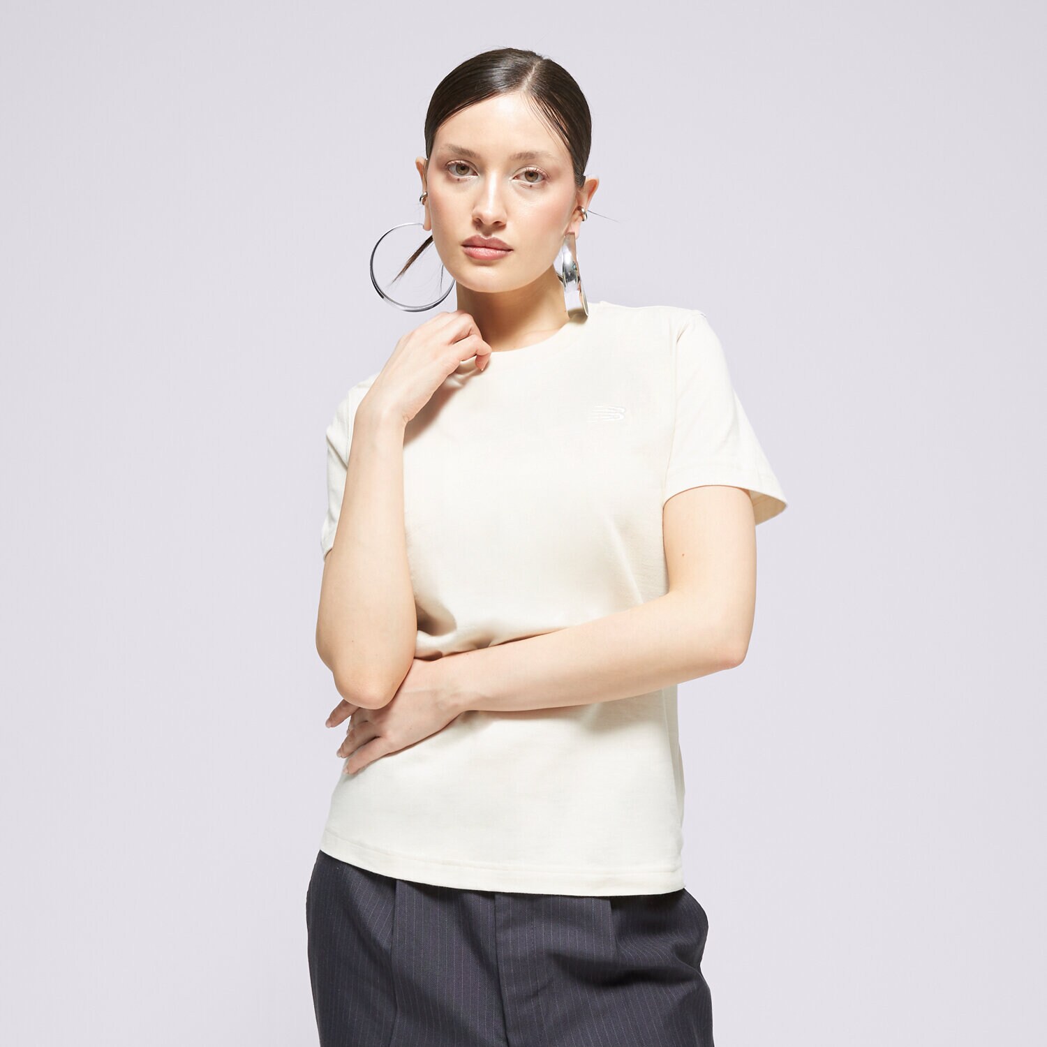 Damen T-Shirt NEW BALANCE T-SHIRT JERSEY SMALL LOGO WT41509LIN Beige