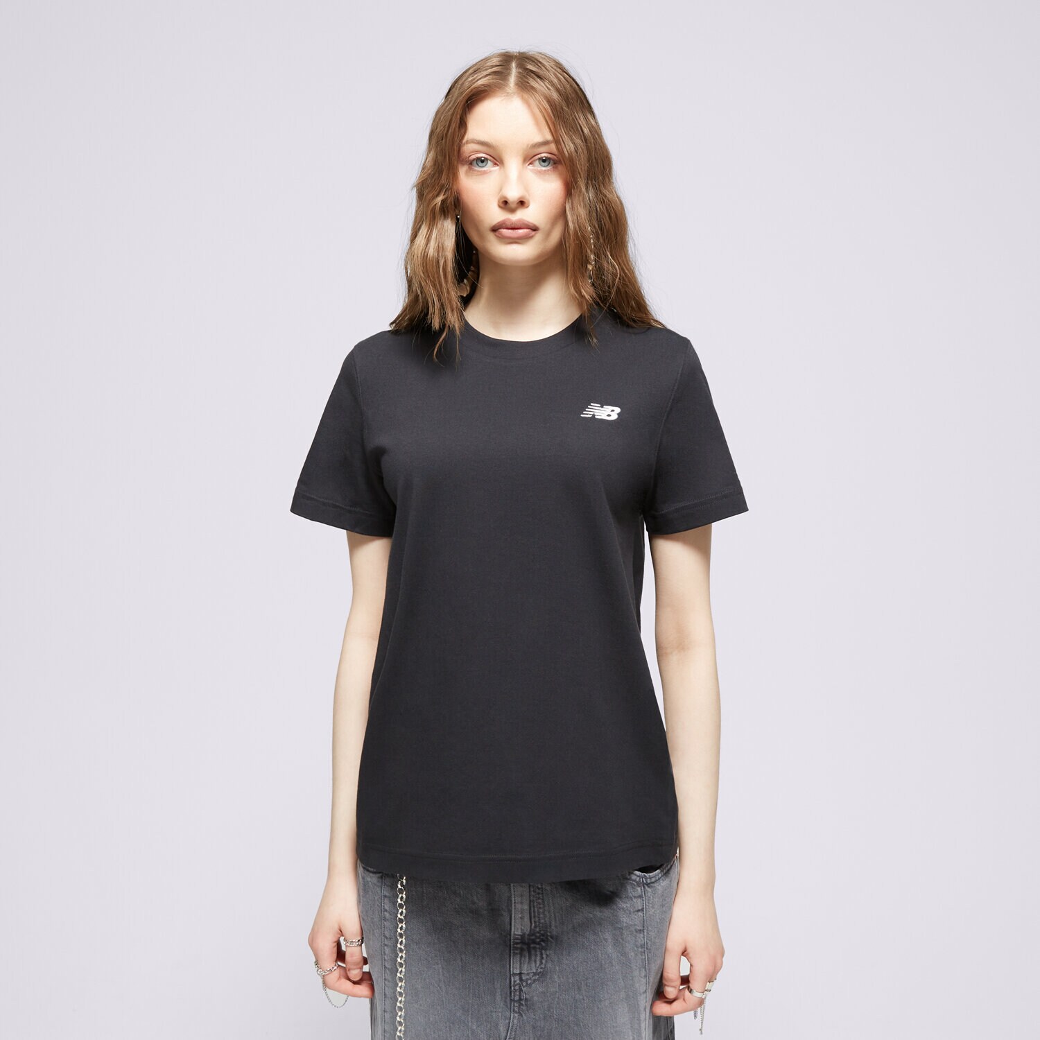 Damen T-Shirt NEW BALANCE T-SHIRT JERSEY SMALL LOGO WT41509BK Schwarz