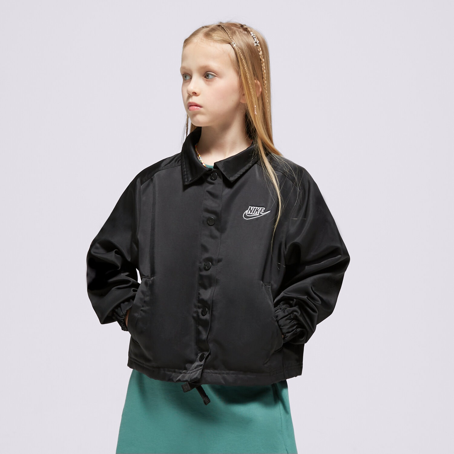 Kinder Übergangsjacke NIKE JACKE G NSW JKT NVLTY CAPSULE GIRL FN8637-010 Schwarz