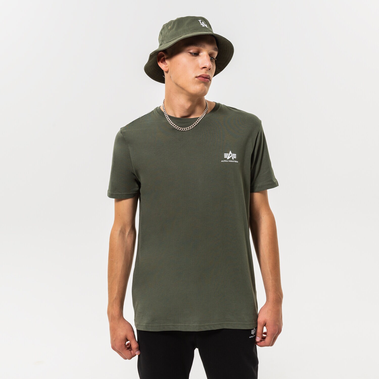 Herren T-Shirt ALPHA INDUSTRIES T-SHIRT BASIC T SMALL LOGO 188505-142 Khaki