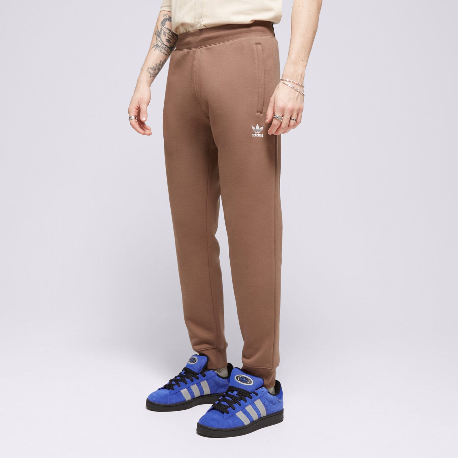 Herren Hosen ADIDAS HOSE ESSENTIALS PANT IR7799 Braun
