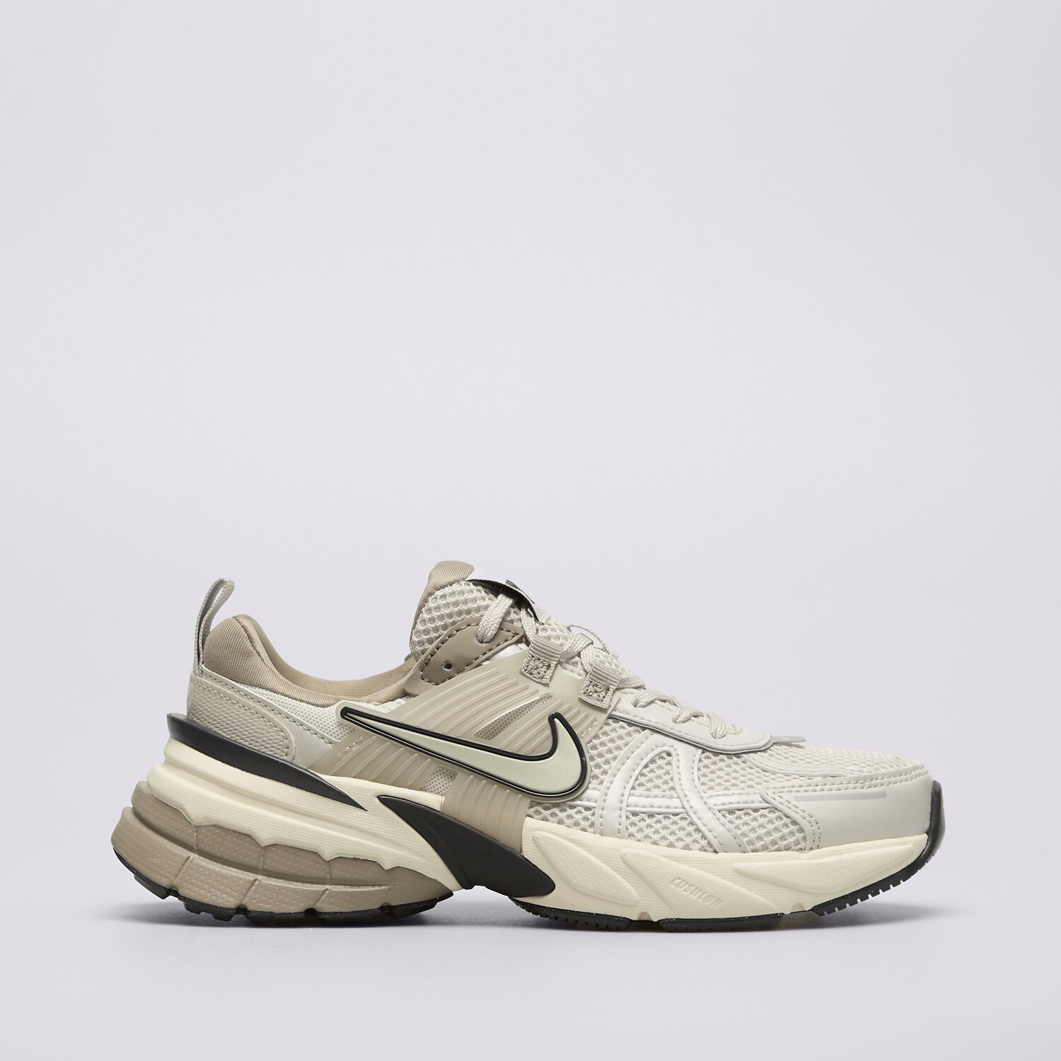 Damen Sneaker NIKE V2K RUN FD0736-103 Beige