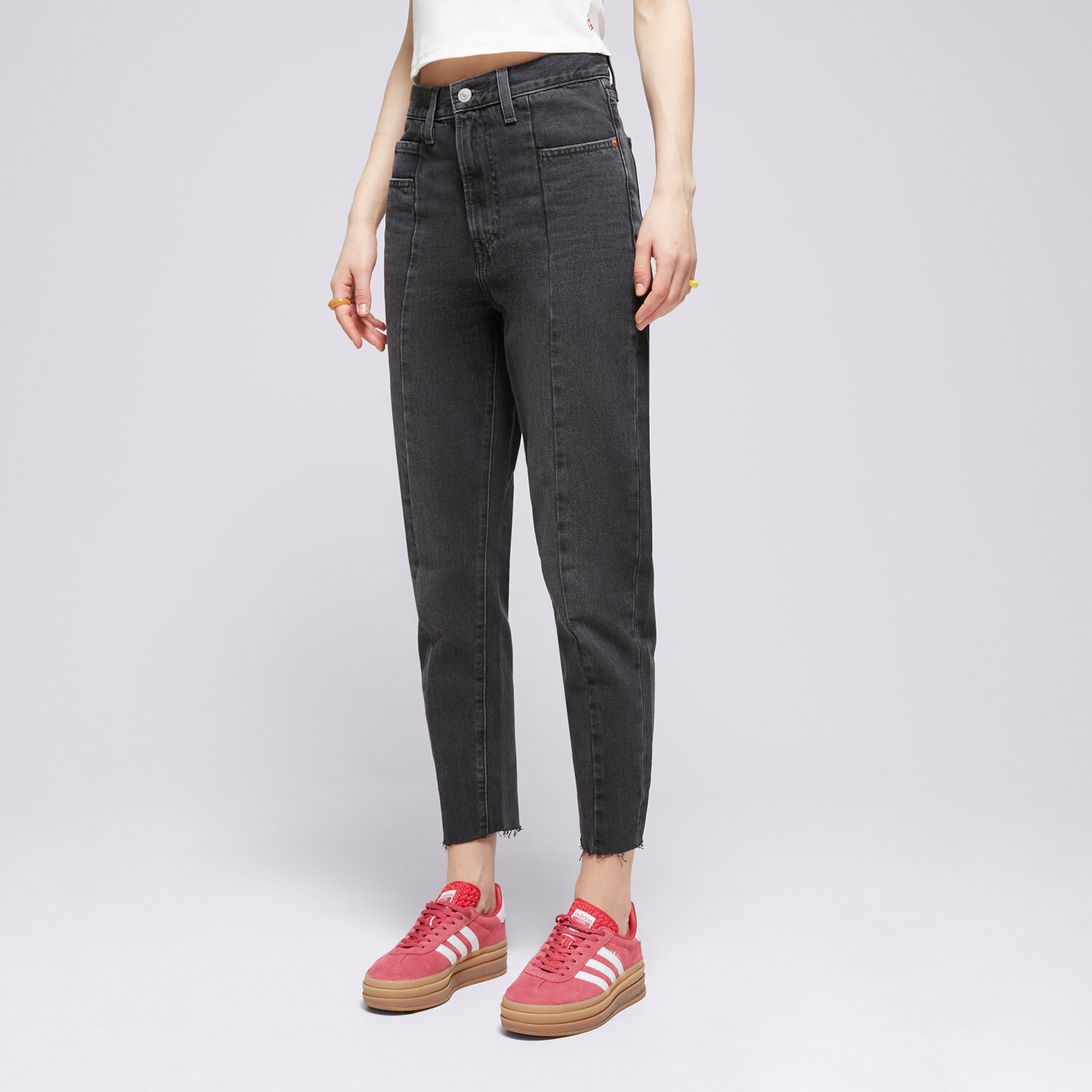 Damen Hosen LEVI'S HOSE HW MOM JEAN ALTERED BLACKS A7466-0000 Grau