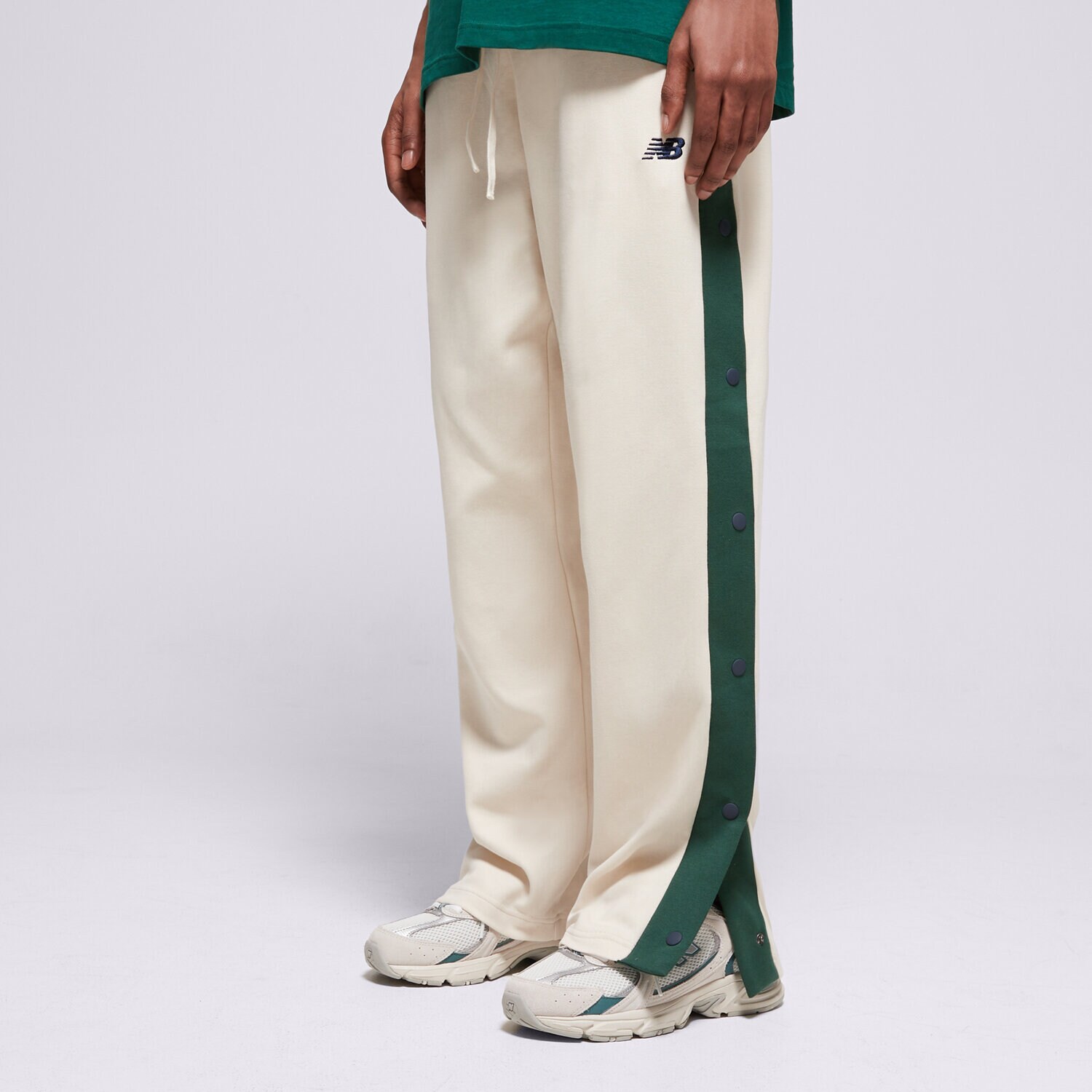 Herren Hosen NEW BALANCE HOSE SGH BASKETBALL TRACK MP41504LIN Weiß