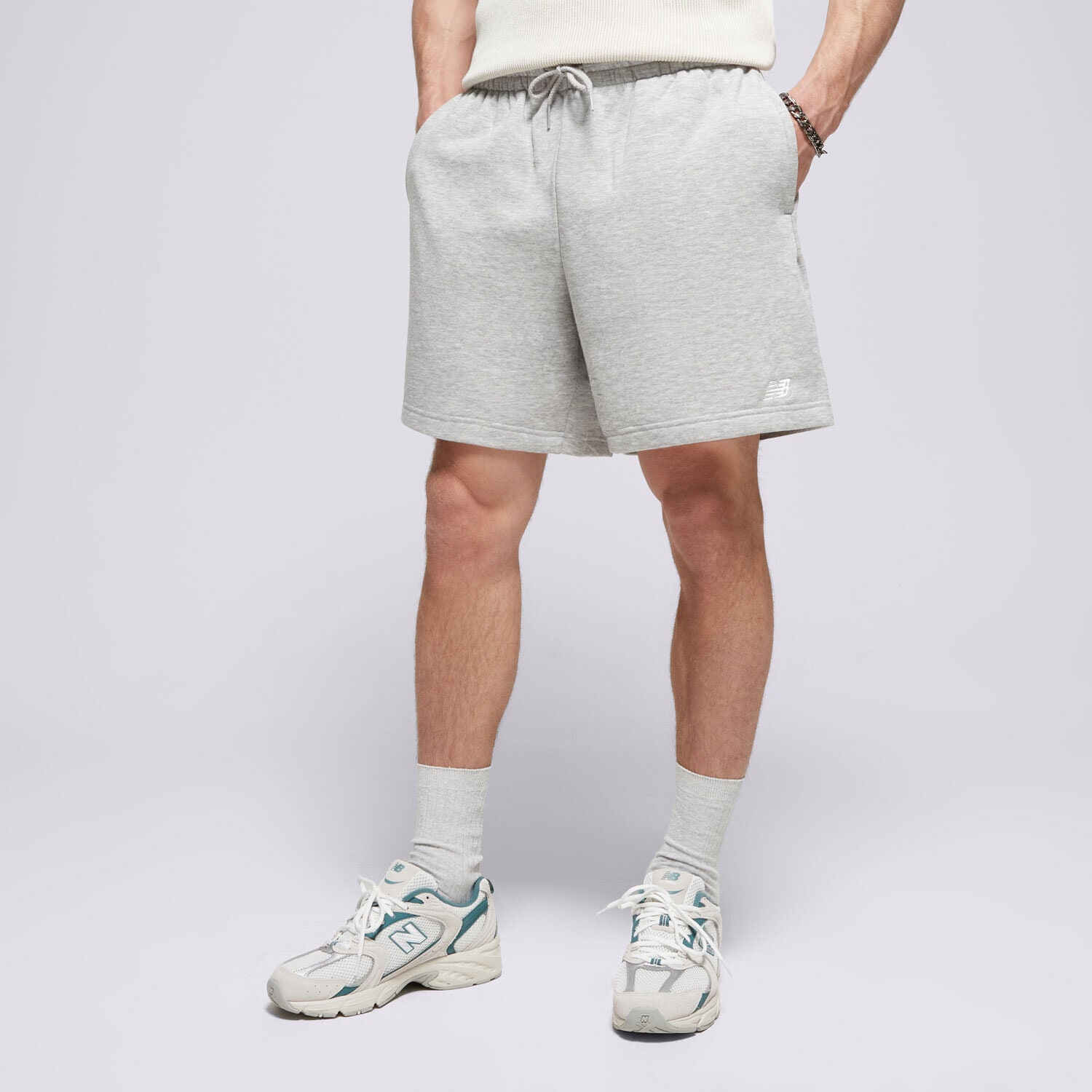 Herren Shorts NEW BALANCE SHORTS SPORT ESSENTIALS MS41520AG Grau