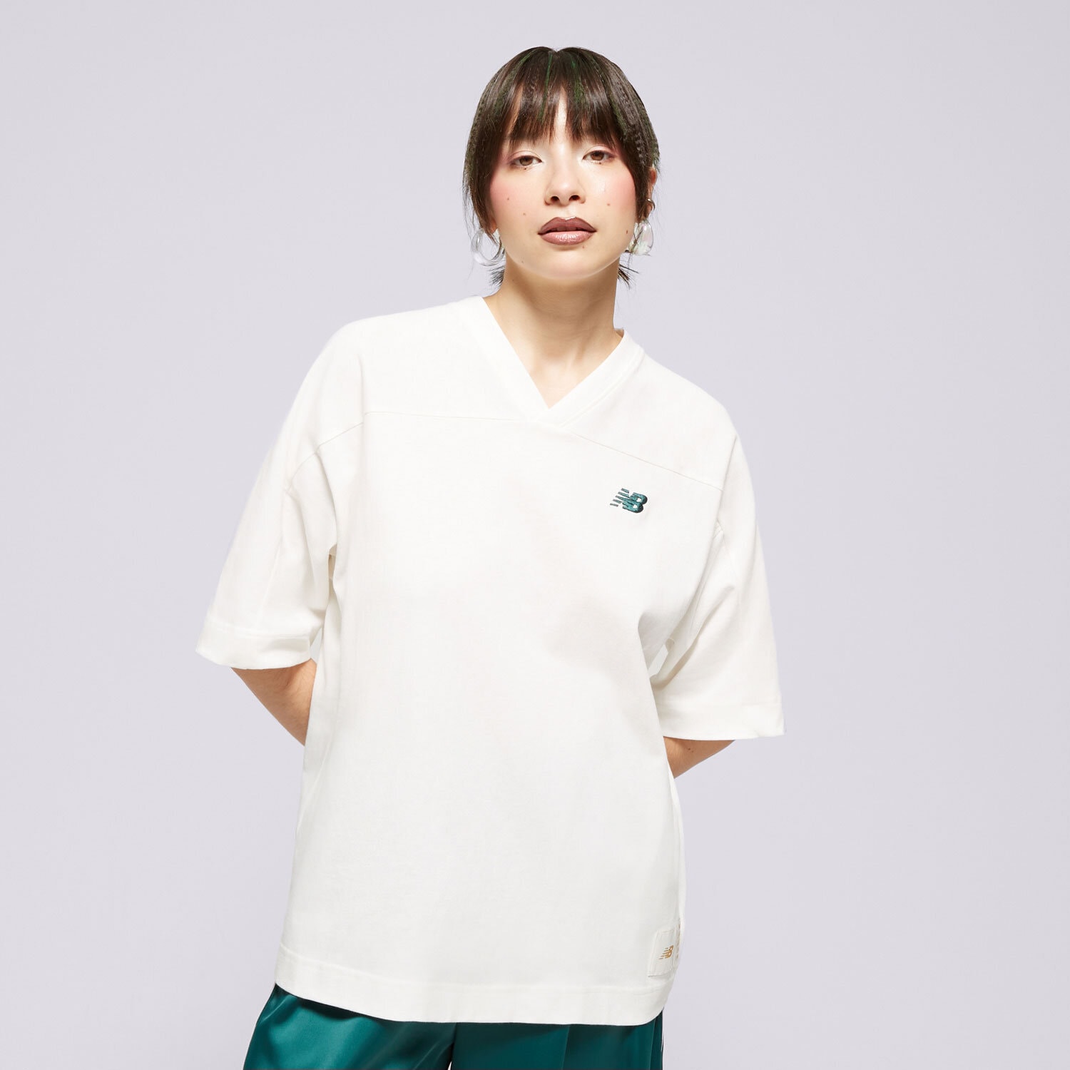 Damen T-Shirt NEW BALANCE T-SHIRT SPORTSWEAR'S JERSEY WT41512SST Beige