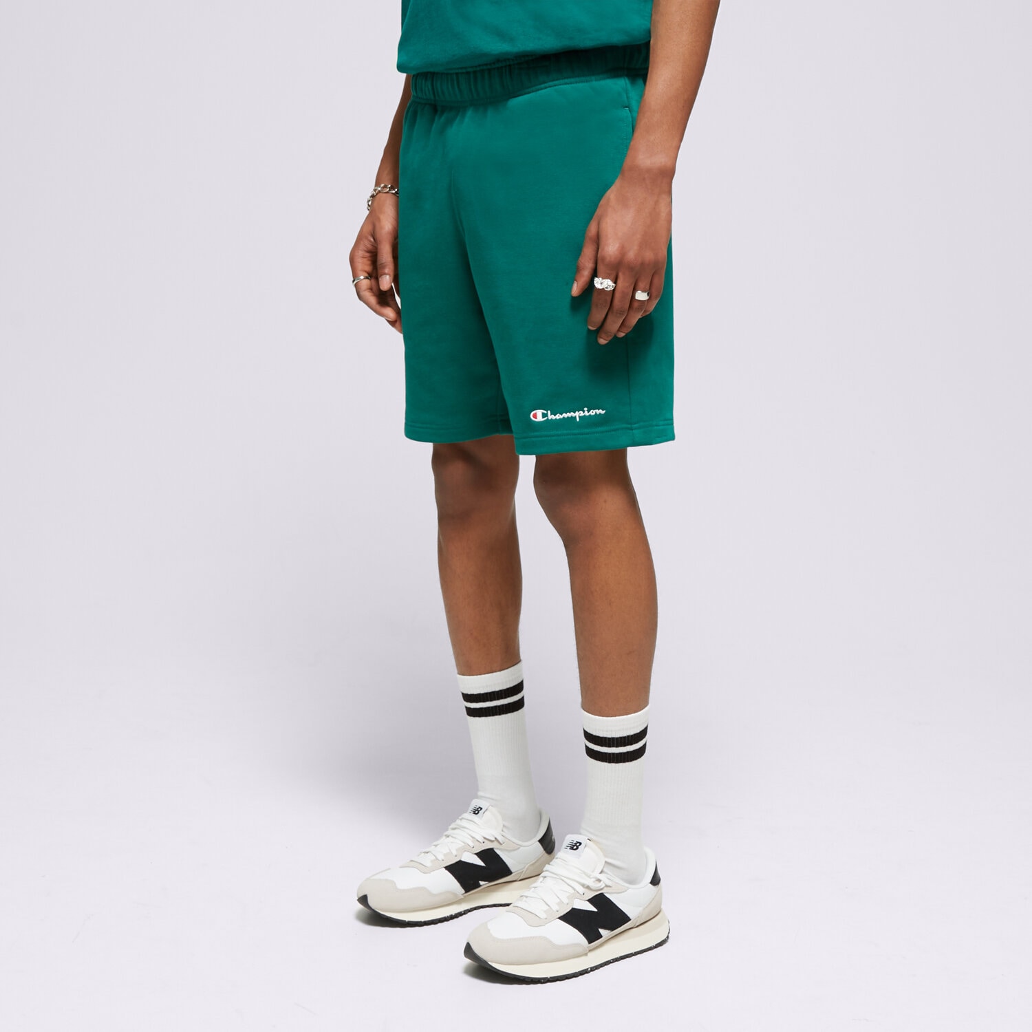 Herren Shorts CHAMPION SHORTS BERMUDA 219906GS571 Grün