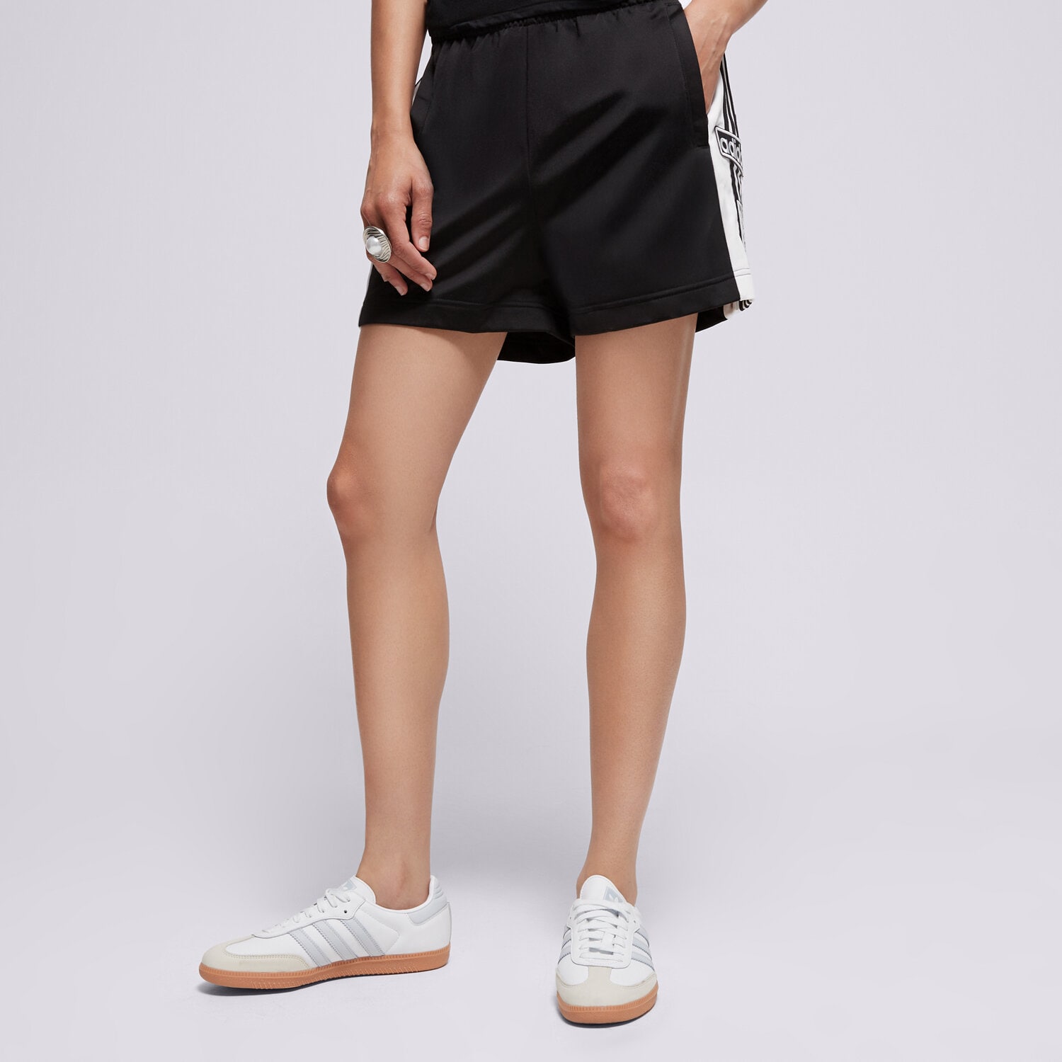 Damen Shorts ADIDAS SHORTS ADIBREAK SHORT IU2518 Schwarz