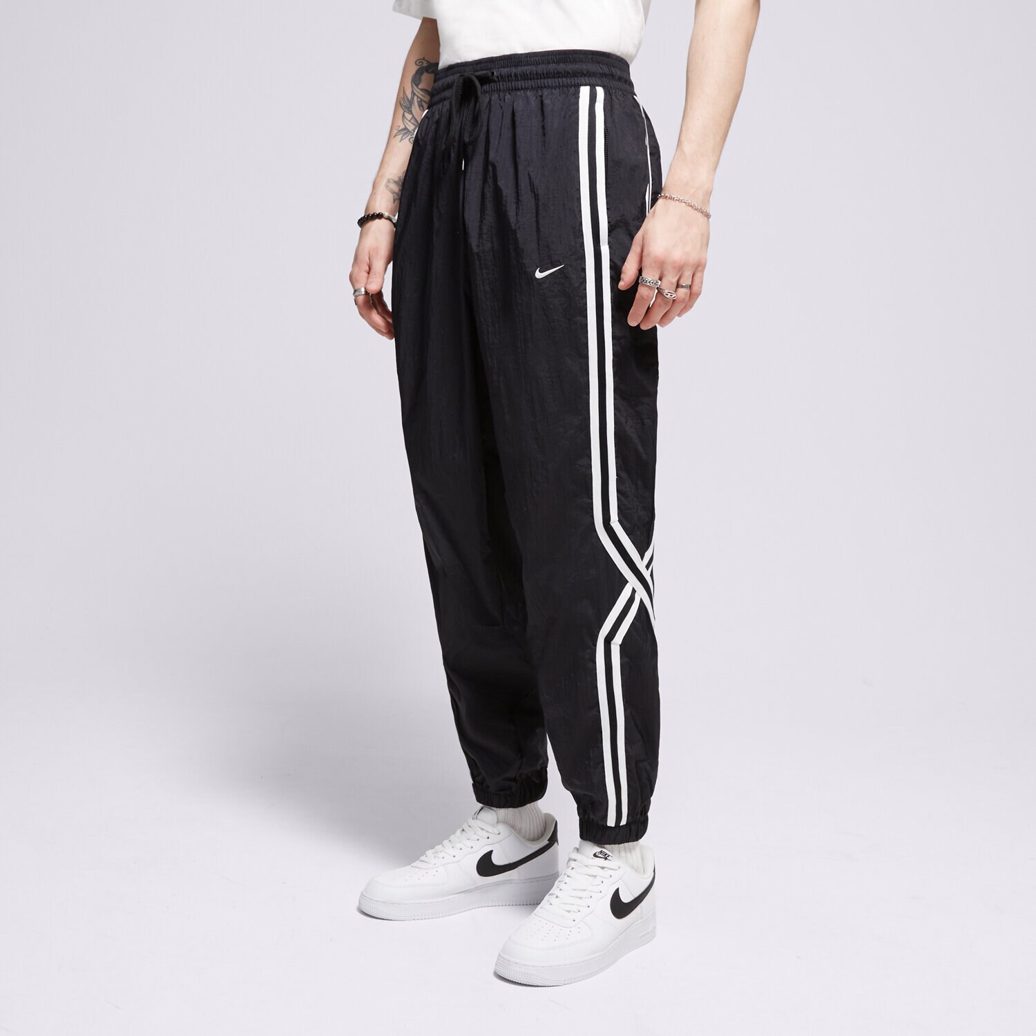Herren Hosen NIKE HOSE M NK DF DNA CRSOVR PANT SSNL FN2868-010 Schwarz