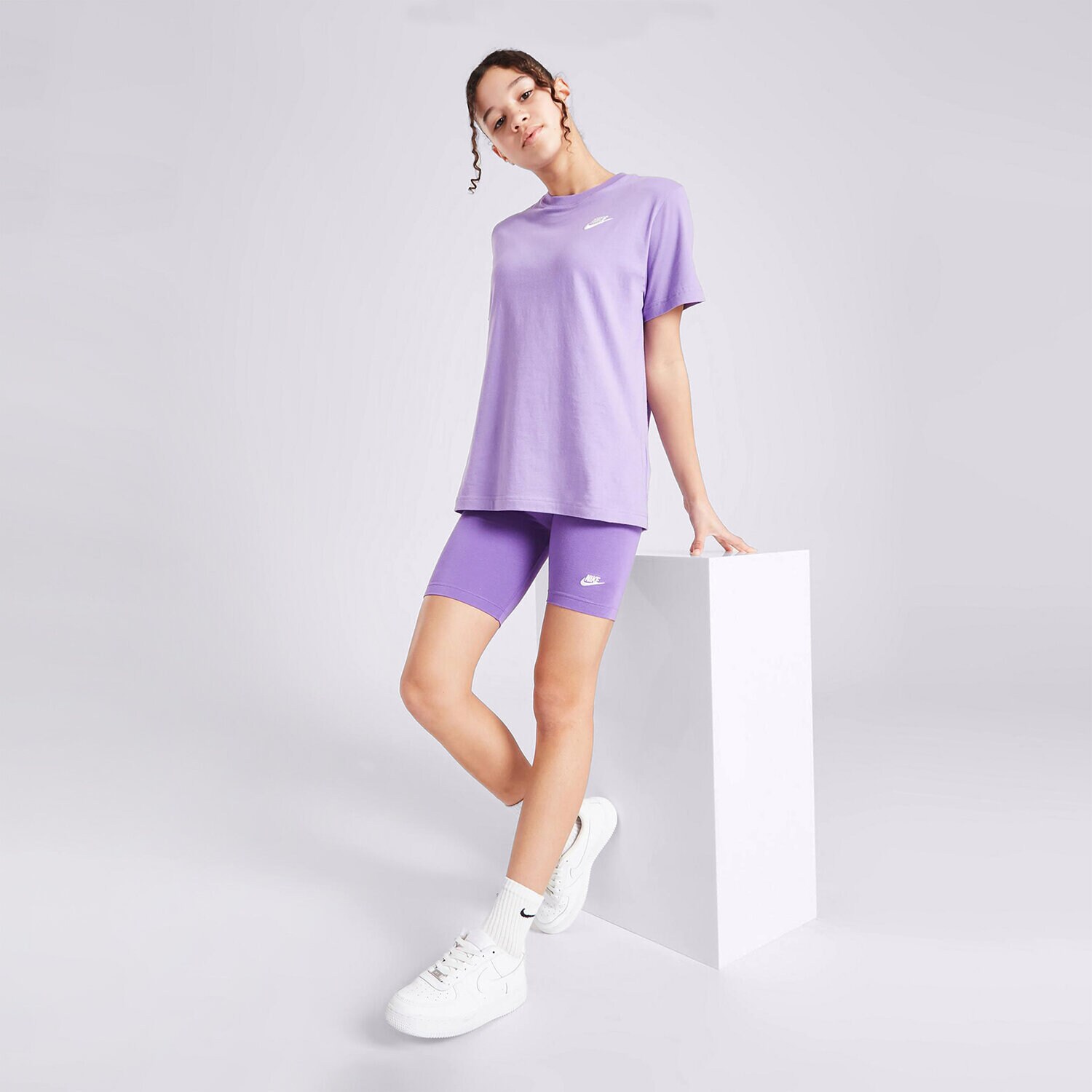 Kinder NIKE SHORTS (G)NSW 7IN BIKE SHORT ACT GRAPE SHORTS DX5066-542 Violet
