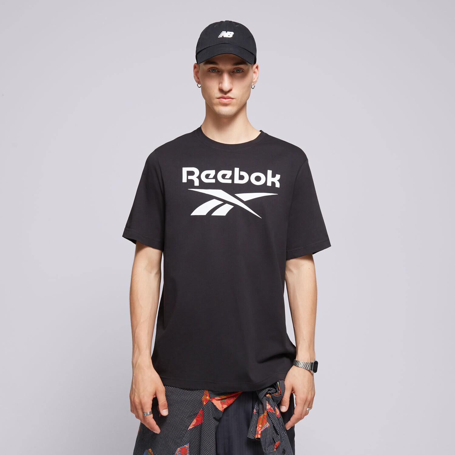 Herren T-Shirt REEBOK T-SHIRT RI BIG STACKED LOGO 100070405 Schwarz