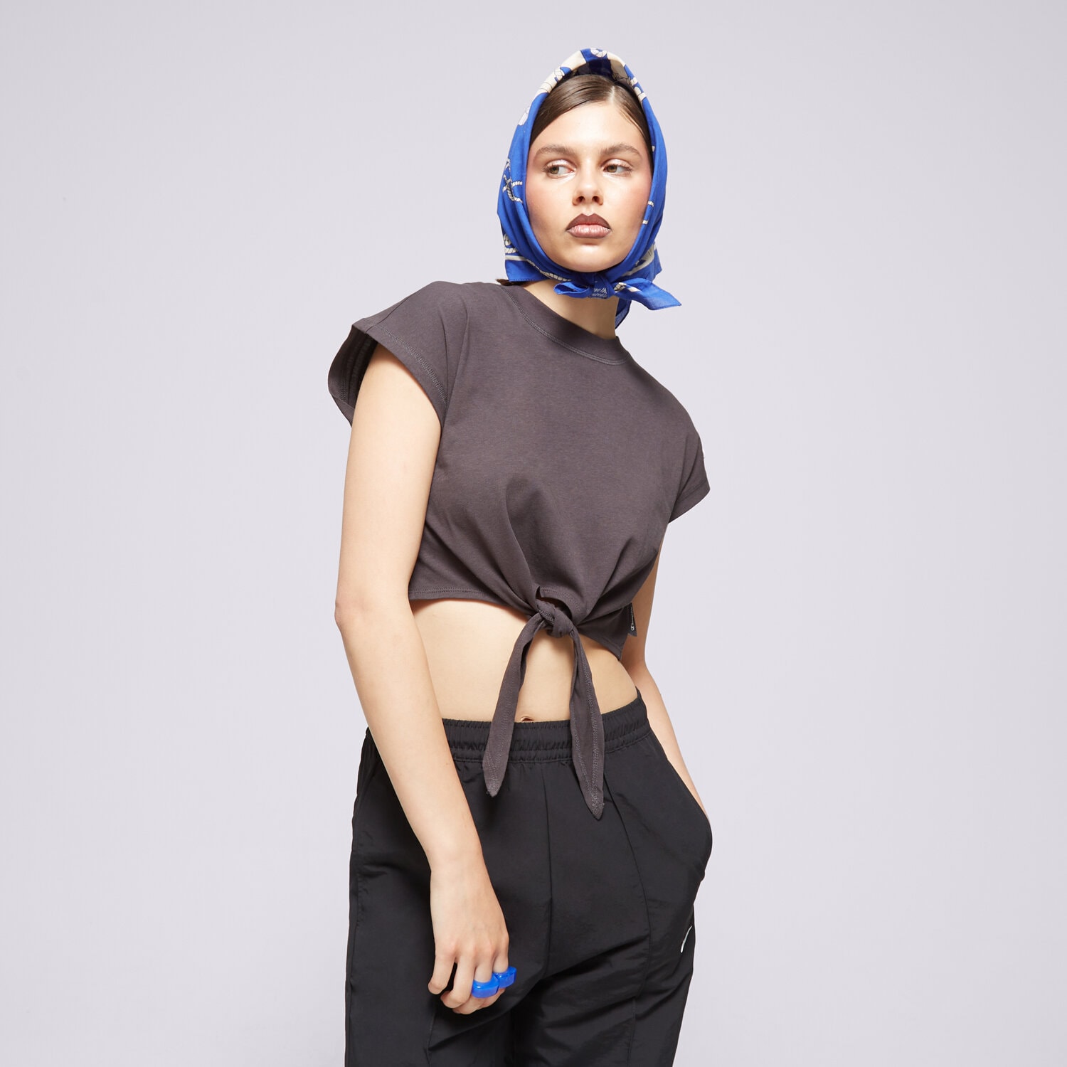 Damen T-Shirt CHAMPION T-SHIRT CREWNECK ECO FUTURE 117178ES503 Schwarz