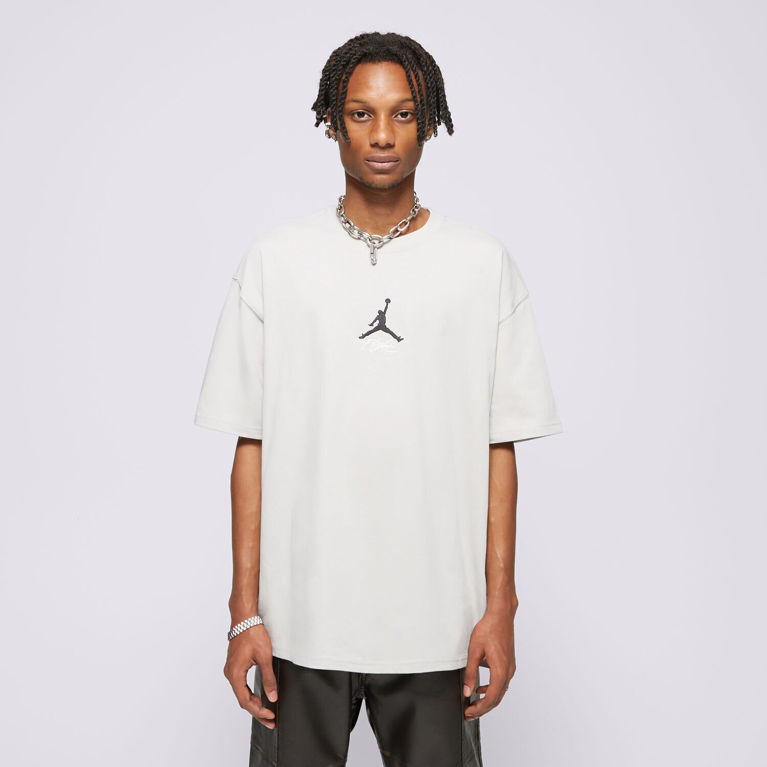 Herren T-Shirt NIKE T-SHIRT BKN M NK CTS STMT JDN SS TEE NBA HF5428-014 Grau