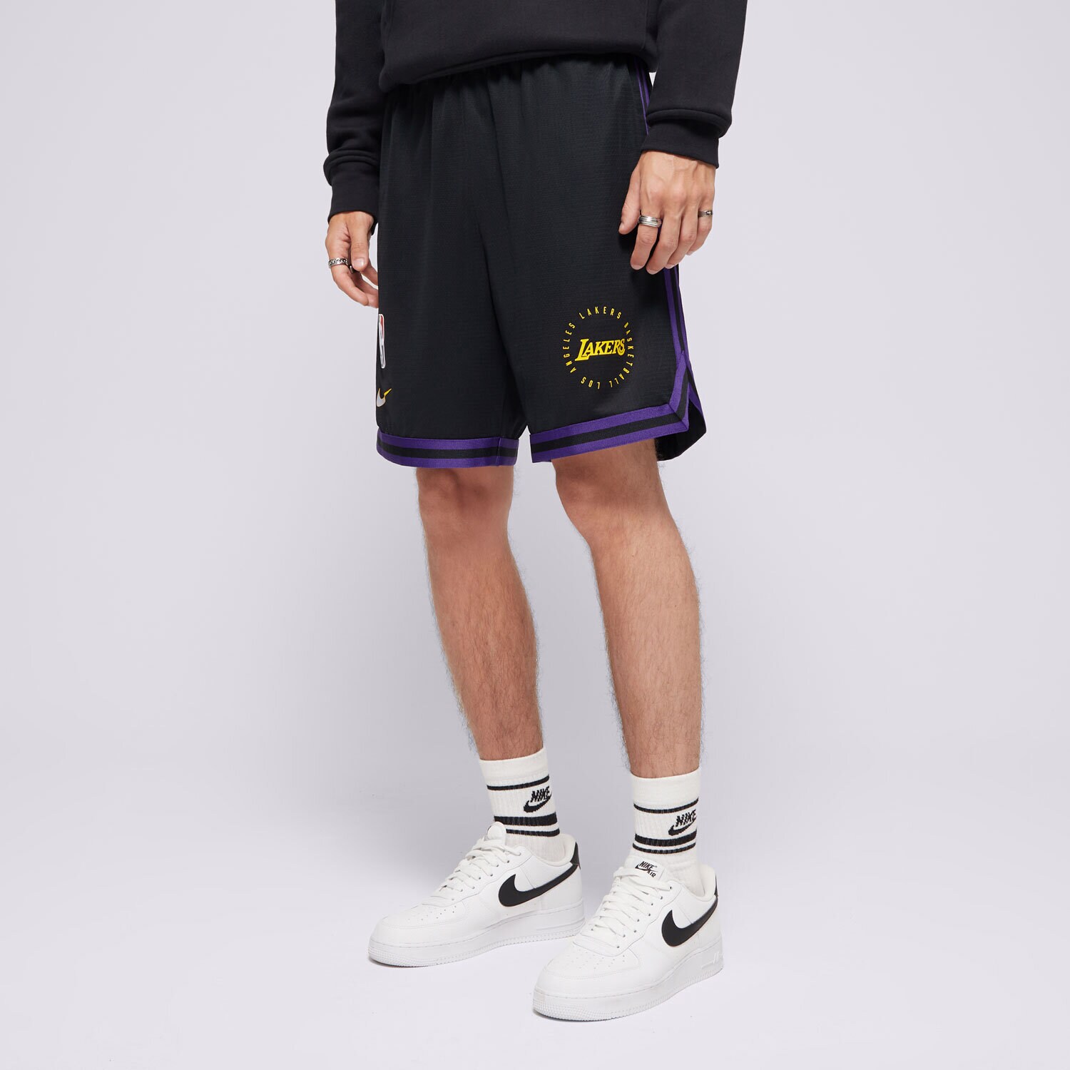 Herren Shorts NIKE SHORTS LAL MNK DF PRGM DNA 8IN SHORT NBA FQ3211-010 Schwarz