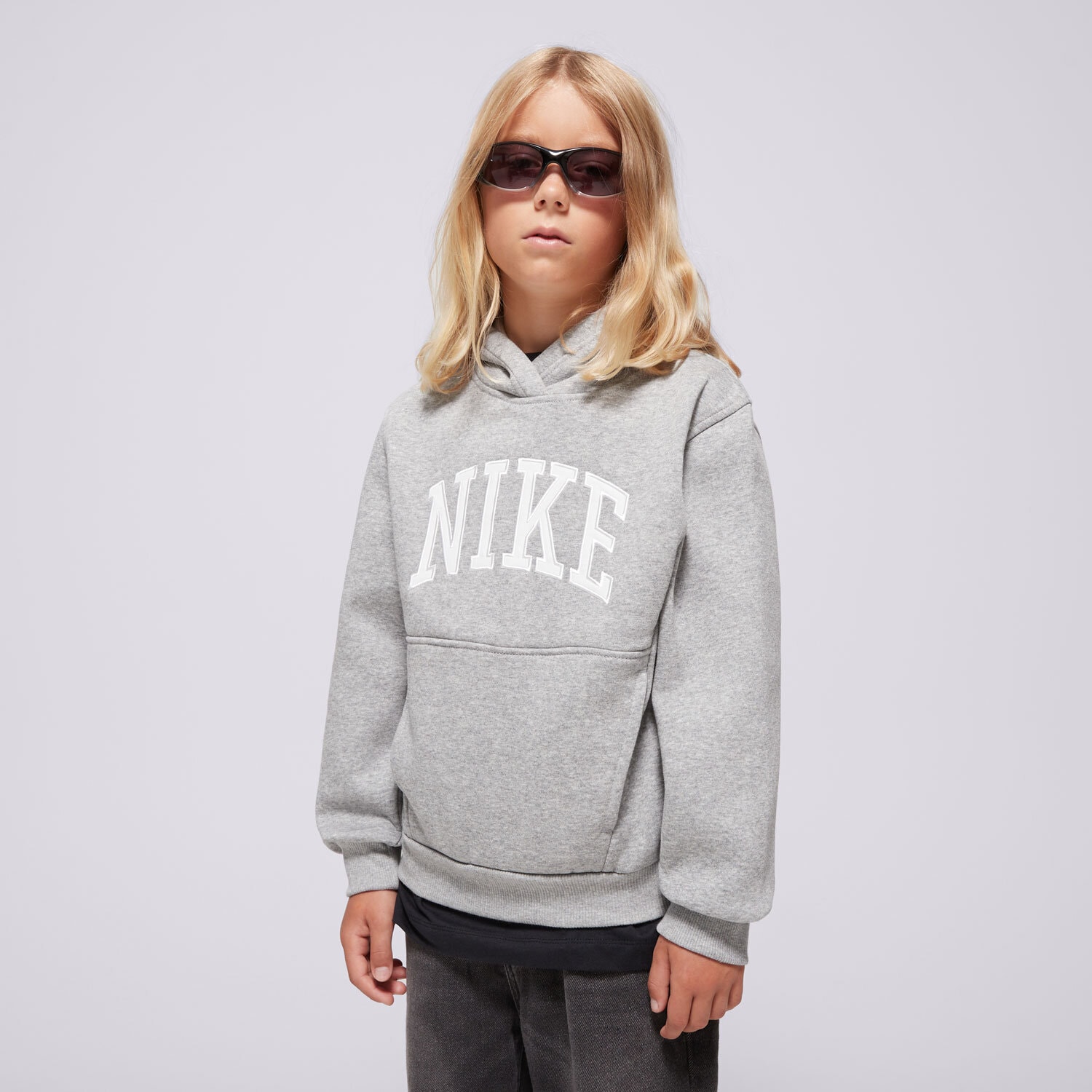 Kinder NIKE HOODIE K NSW CLUB FLC HDY HBR MC BOY HJ3156-063 Grau