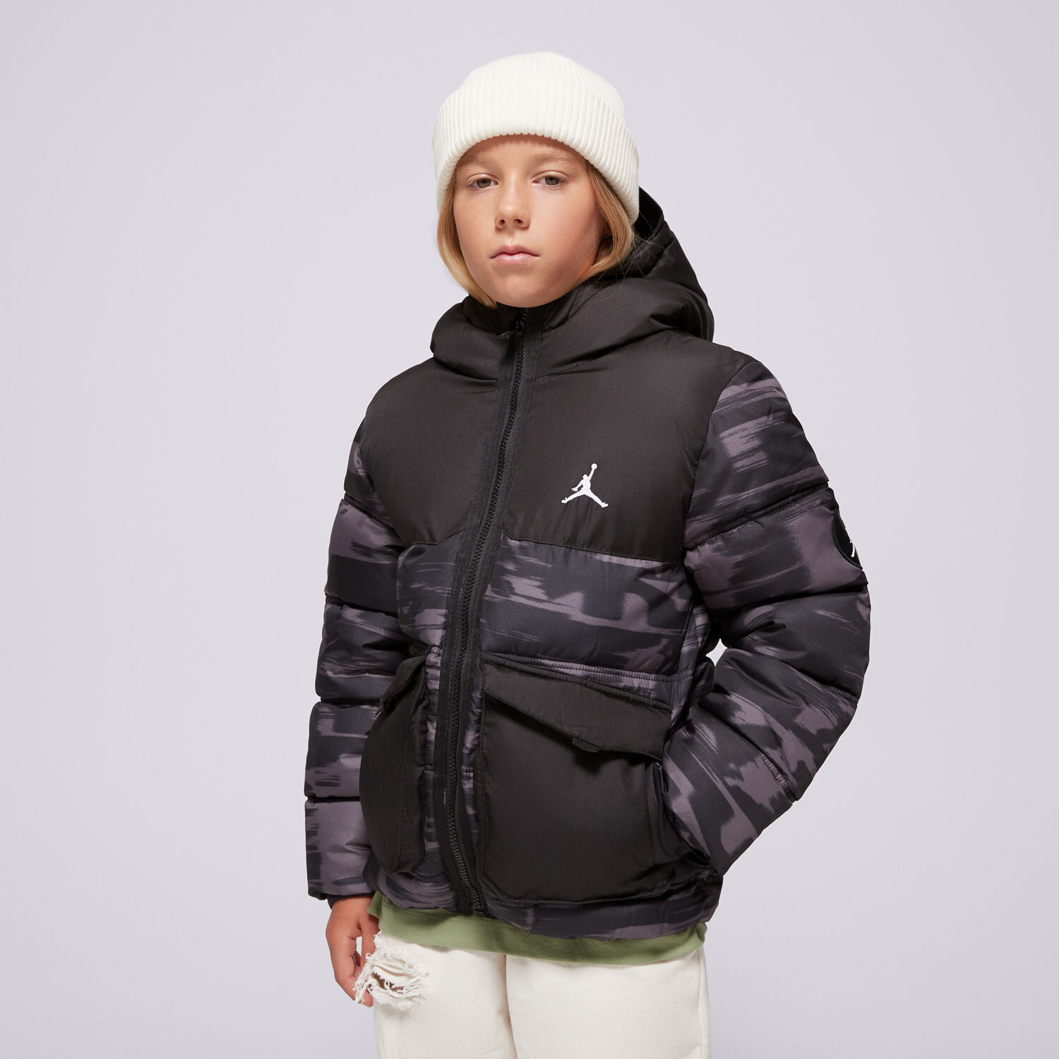 JORDAN JACKE WINTER JDB FAUX DOWN ACKET BOY Schwarz 95D133 GAE Sizeer