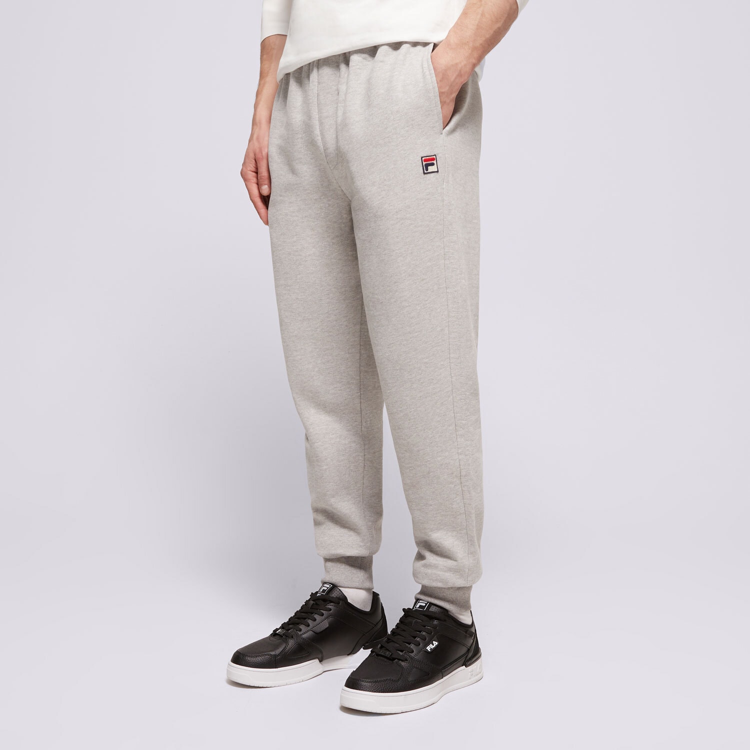 Herren Hosen FILA HOSE VISCONTI 2 SS24UC007012 Grau