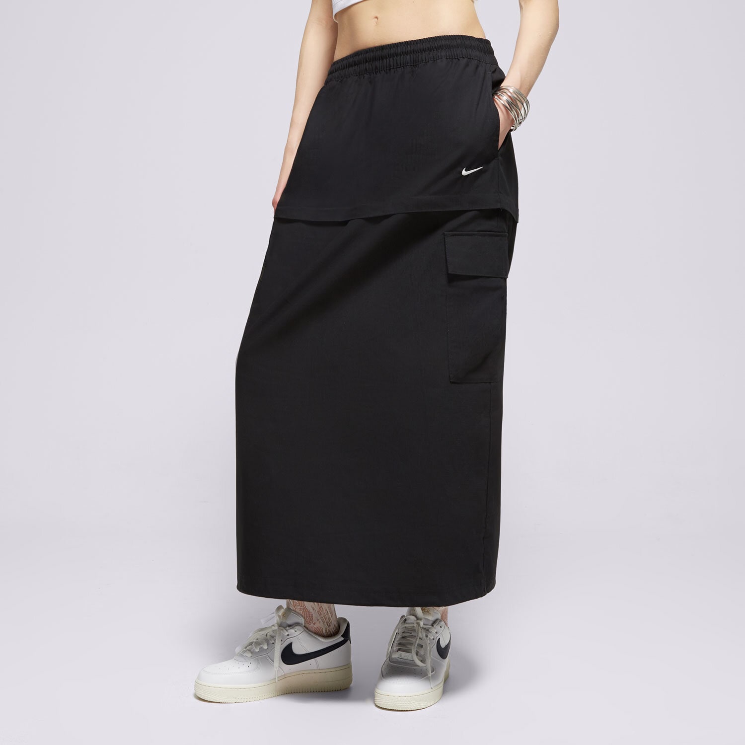 Damen Rock NIKE ROCK W NSW ESSTL WVN MR CGO MDI SKT FV7503-010 Schwarz