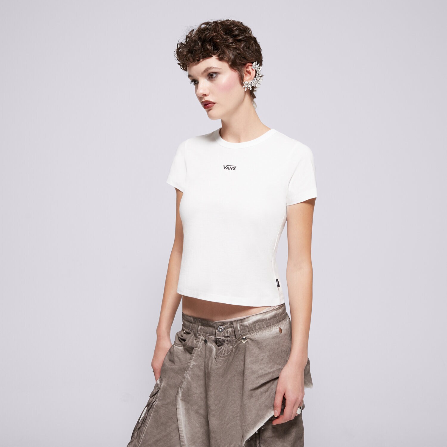 Damen T-Shirt VANS T-SHIRT BASIC MINI SS VN000JDQWHT Weiß