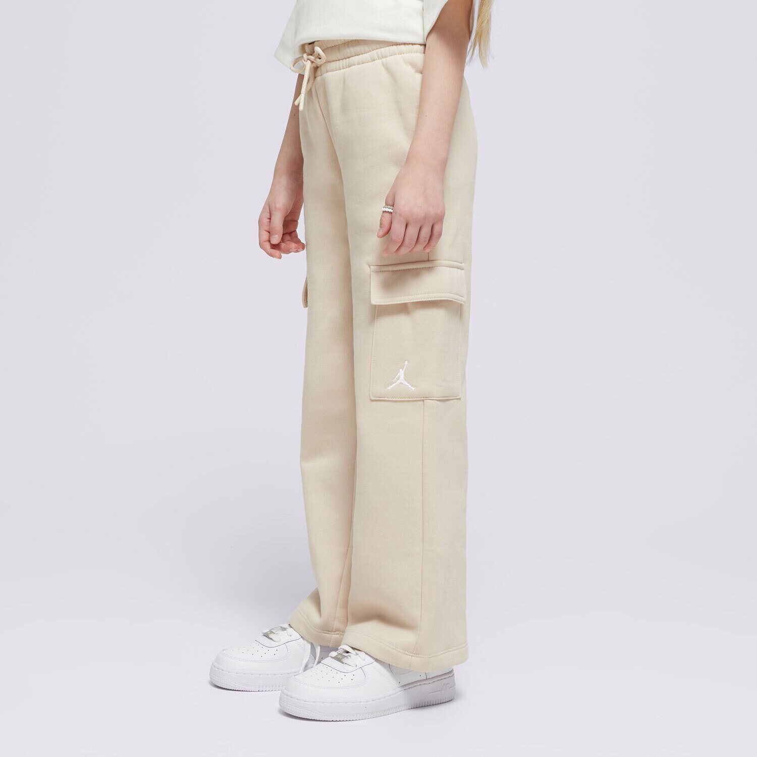 Kinder Hosen JORDAN HOSE JDG Y2K FLC CARGO GIRL 45D351-XAE Beige