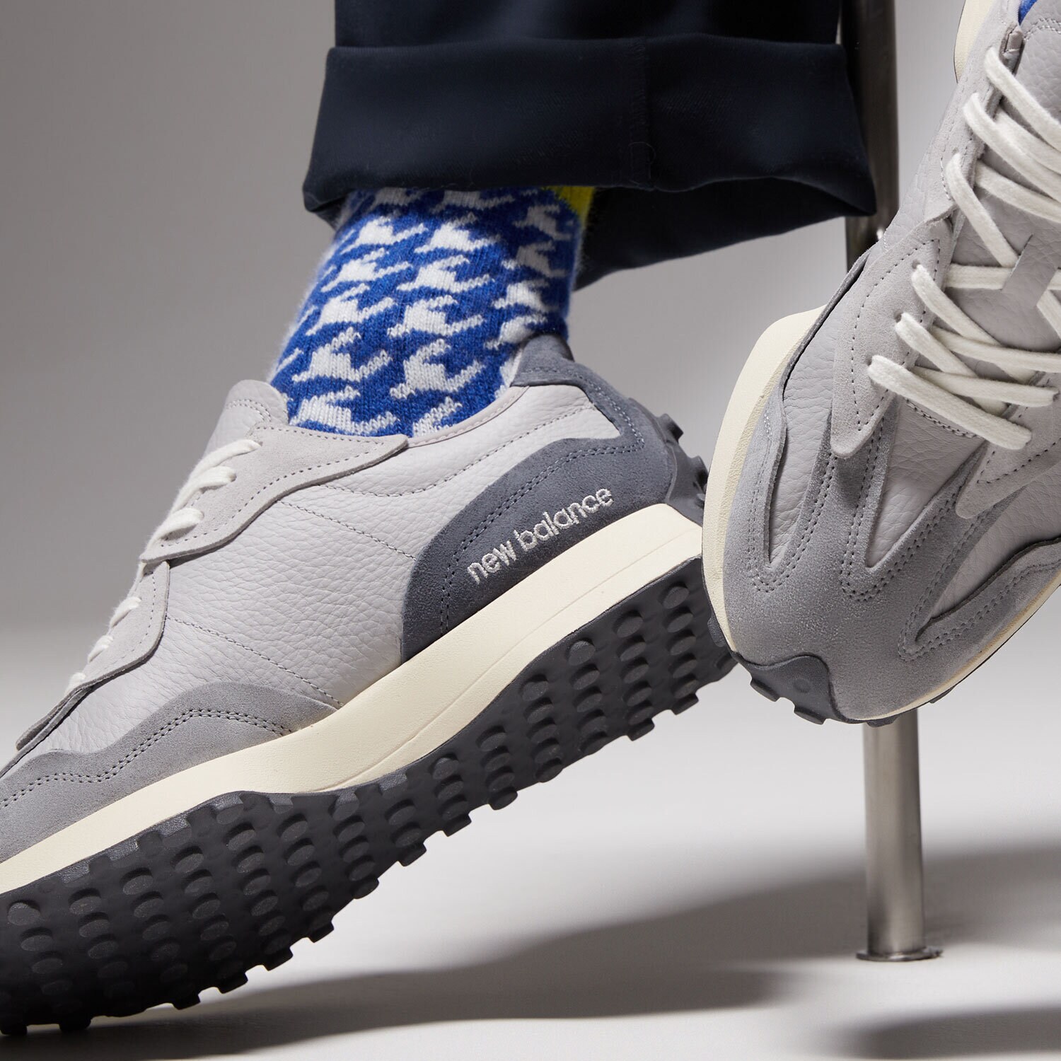 NEW BALANCE 327 Grau U327WGC | Sizeer.de