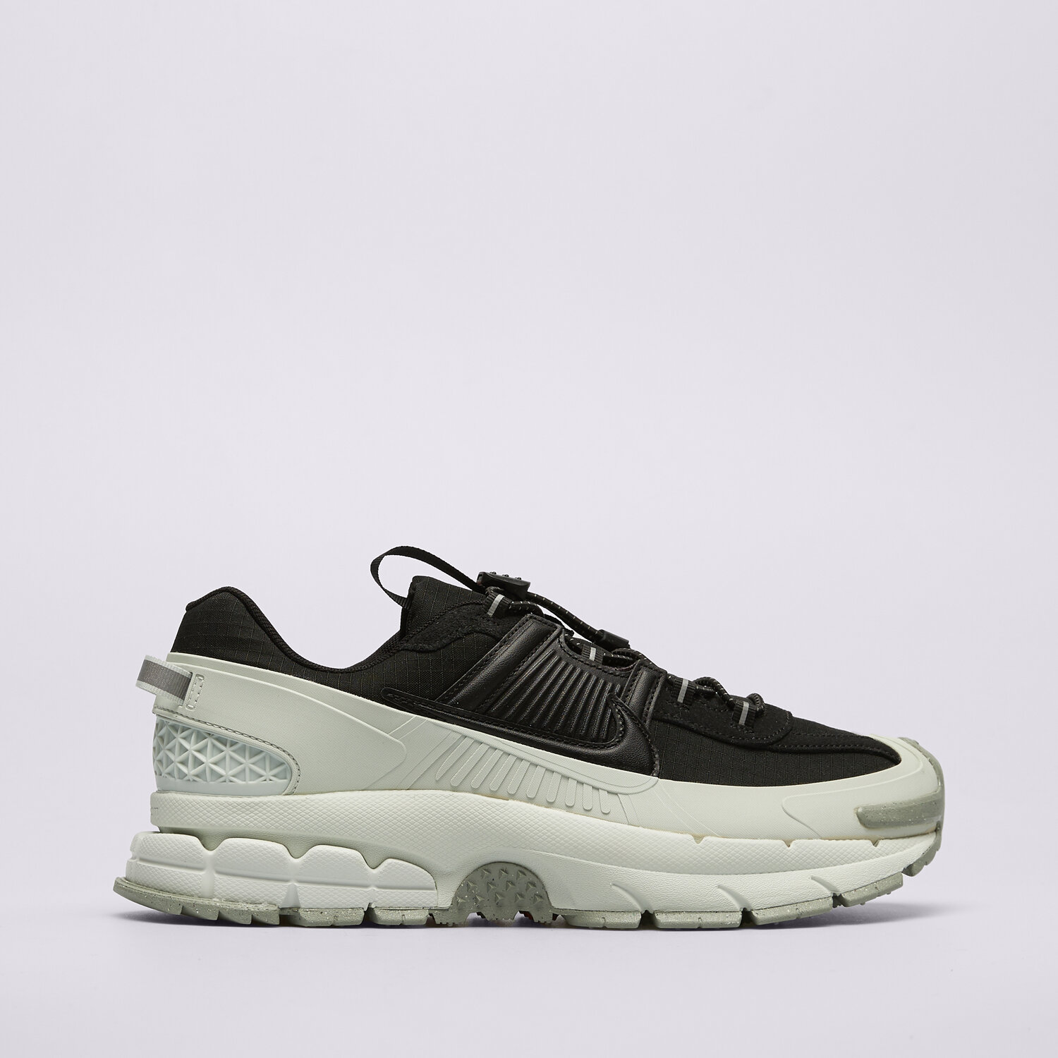 Herren Sneaker NIKE VOMERO ROAM FV2295-001 Weiß