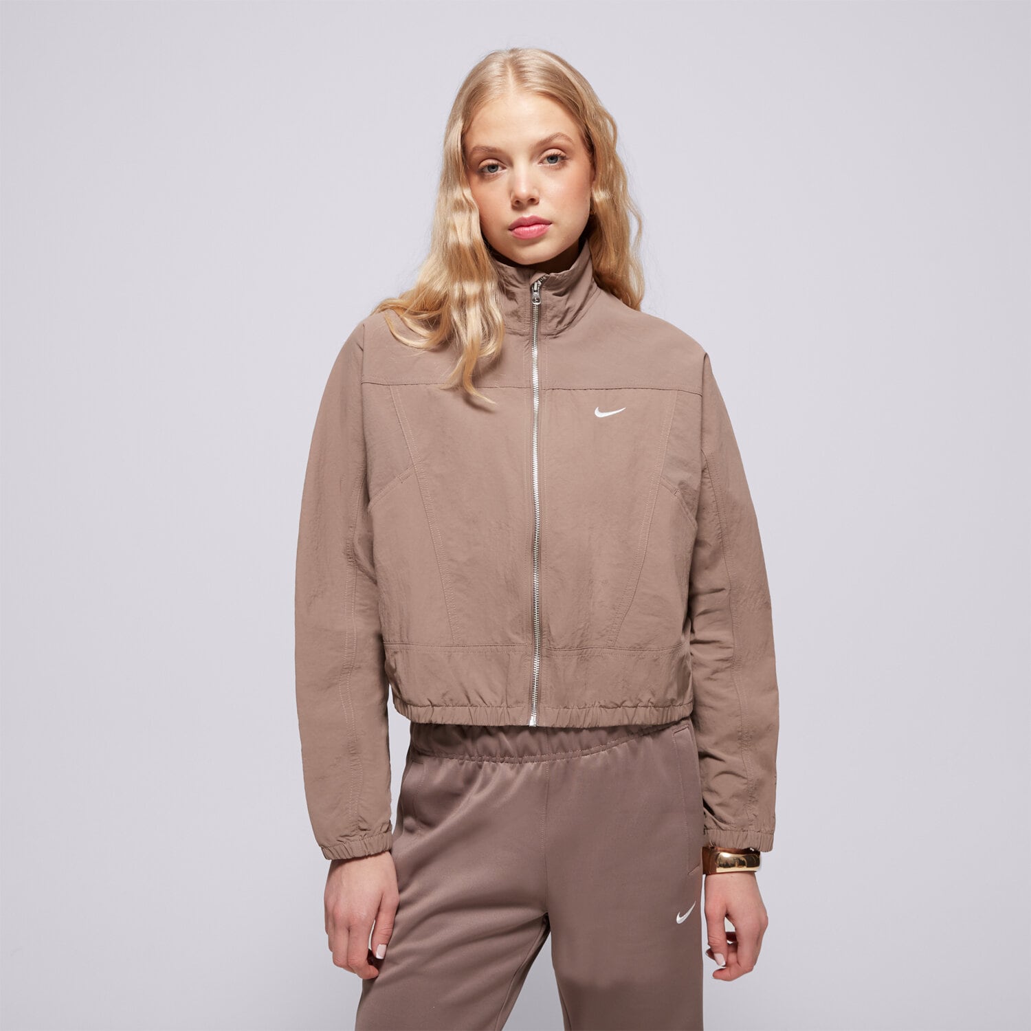 Damen Übergangsjacke NIKE JACKE W NSW EVRTHNG WVN JKT HJ0999-233 Braun