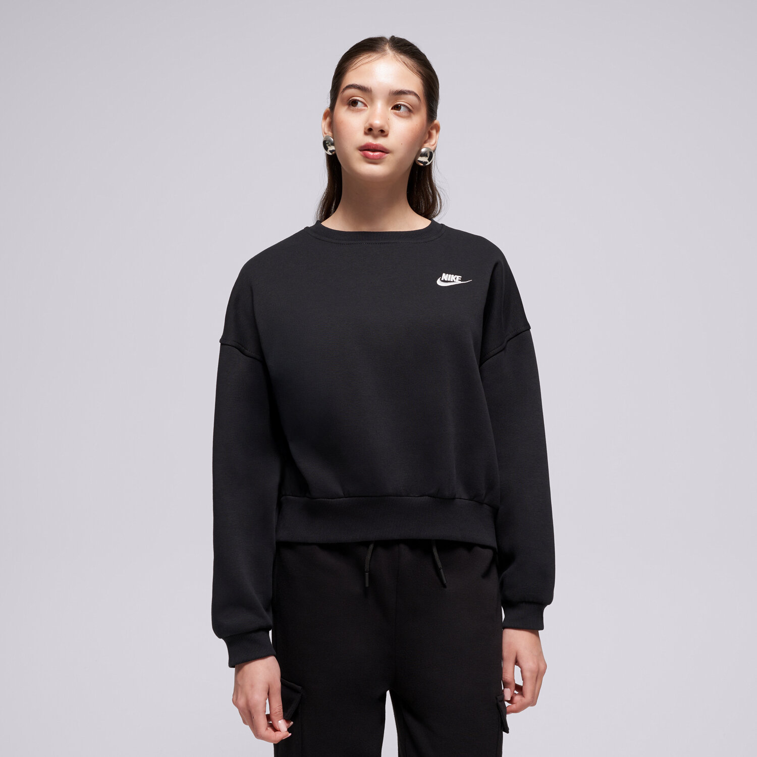 Kinder NIKE SWEATSHIRT G NSW CLUB FLC BXY CRW LBR GIRL FZ9244-010 Schwarz