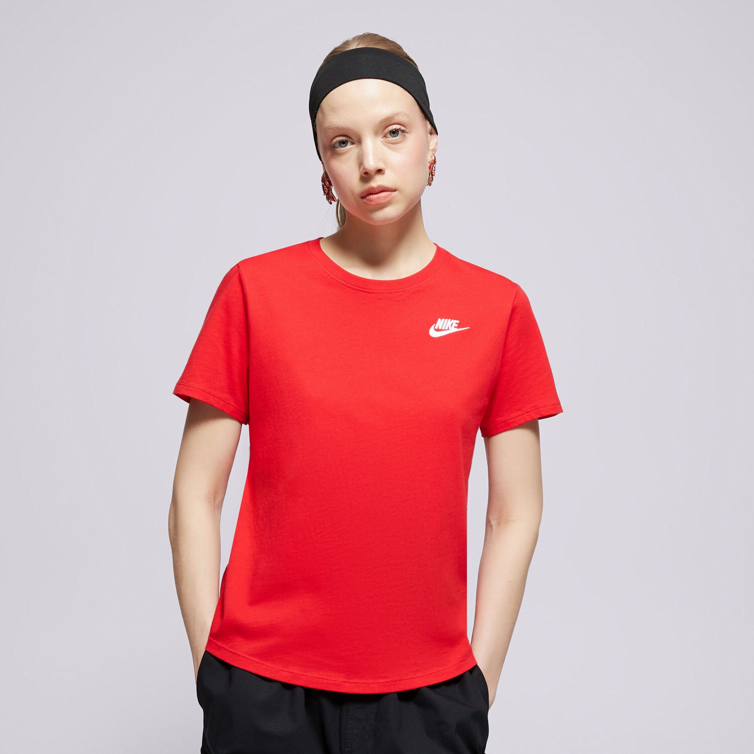 Damen T-Shirt NIKE T-SHIRT W NSW CLUB SS TEE DX7902-657 Rot