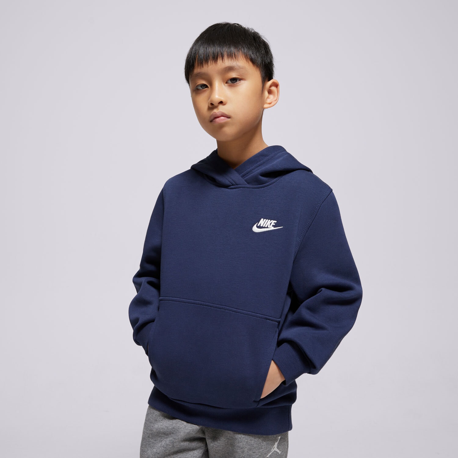 Kinder NIKE SWEATSHIRT Z KAPTUREM K NSW CLUB FLC HDY LBR BOY FD3000-410 Dunkelblau