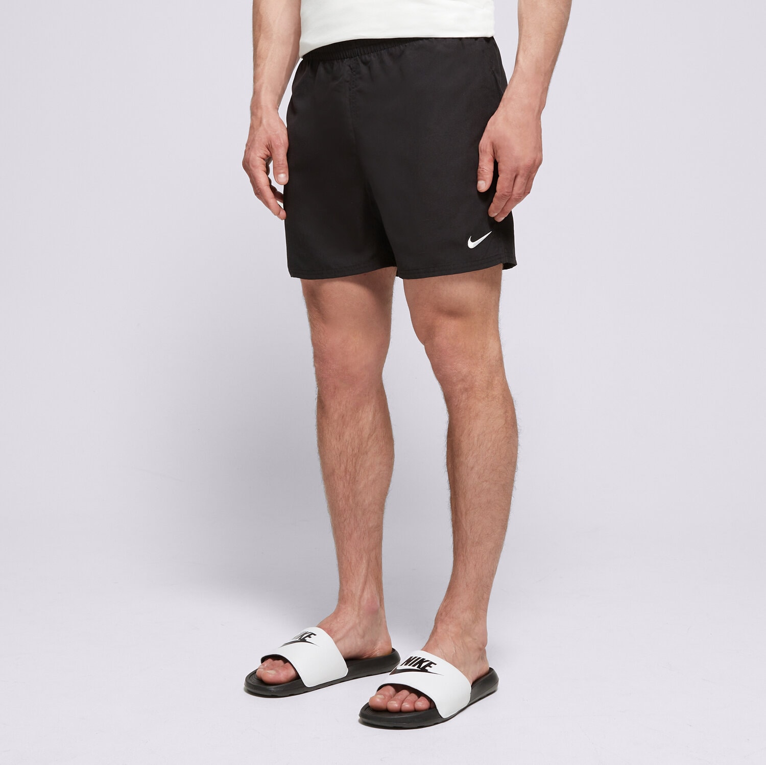 Herren Shorts NIKE SWIM SHORTS NIKE ESSENTIAL 5" NESSF560-001 Schwarz