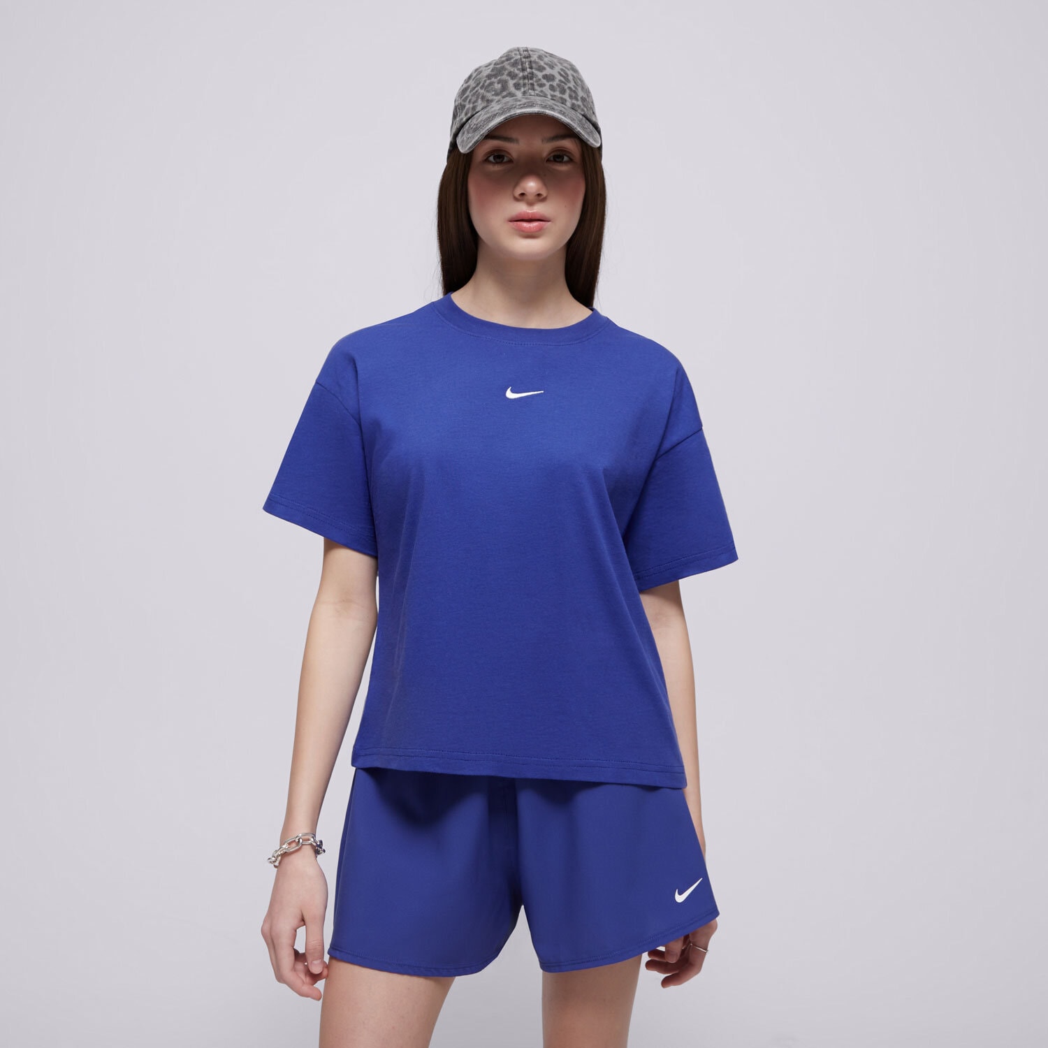 Kinder T-Shirt NIKE T-SHIRT G NSW TEE BOXY ESSNTL LBR GIRL FZ5559-539 Blau