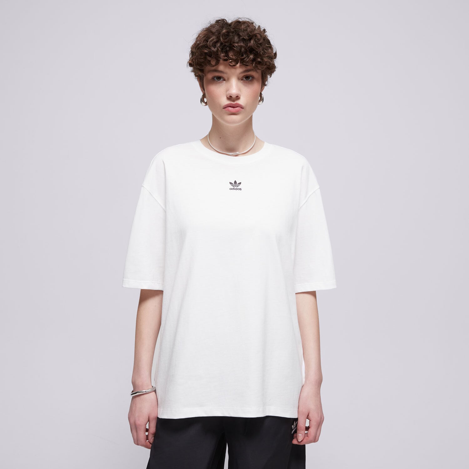 Damen T-Shirt ADIDAS T-SHIRT ESS BOYFR TEE JC8967 Weiß
